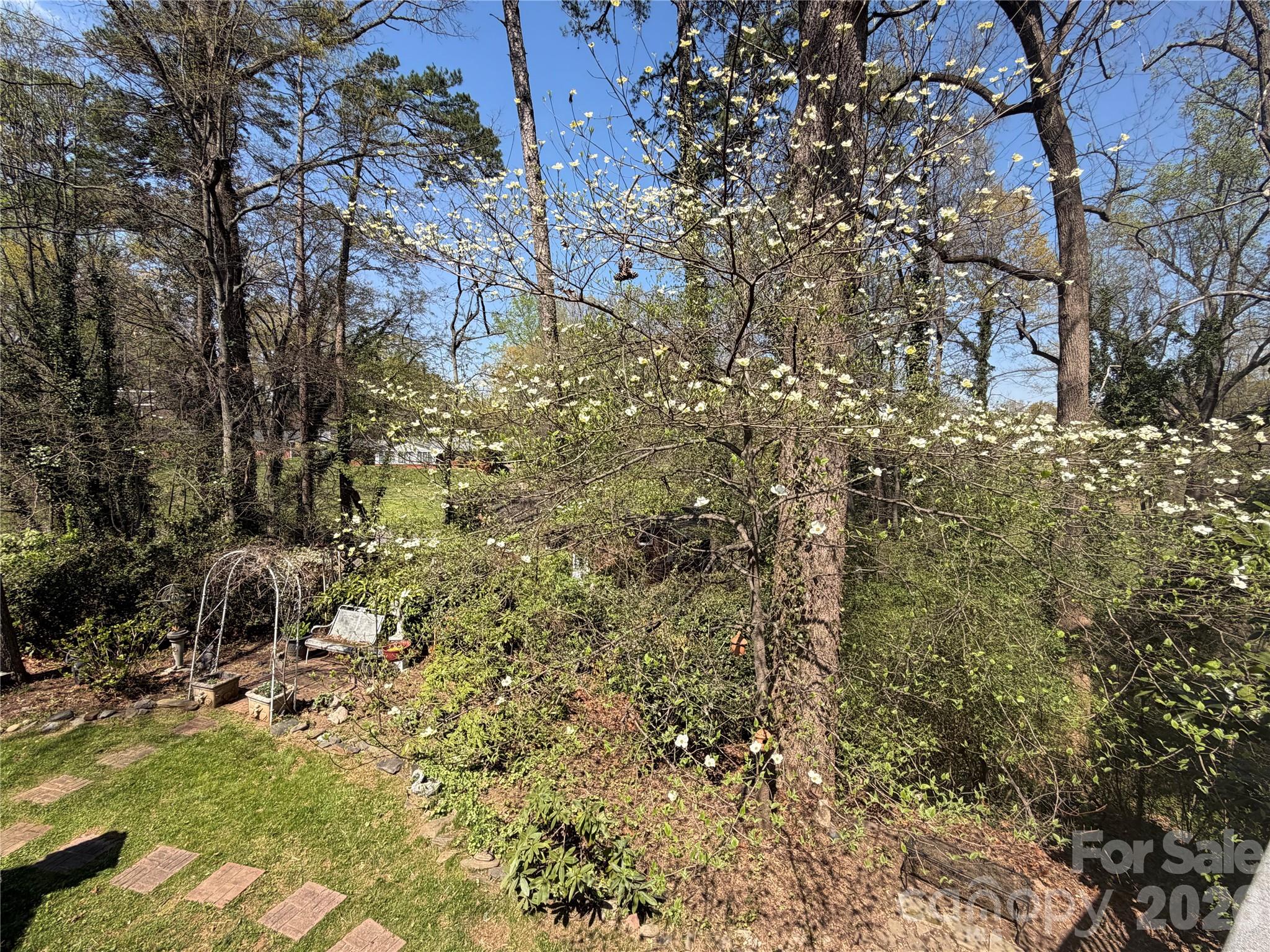 920 Paramount Circle — Gastonia
