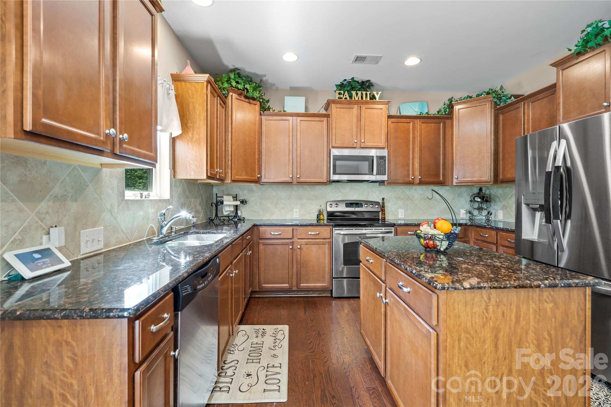 6041 Laurent Avenue — Fort Mill