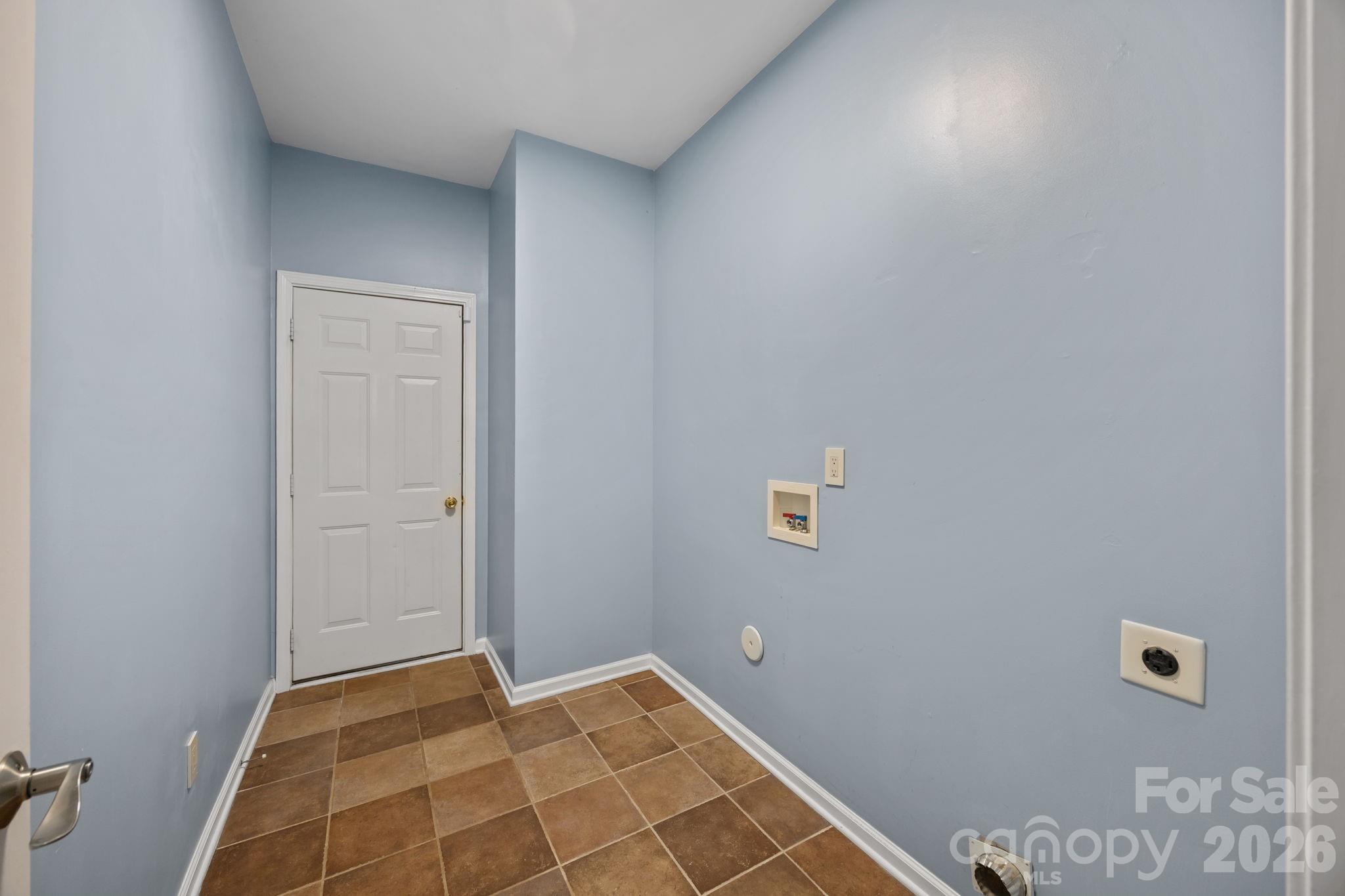 108 Sand Spur Drive — Mooresville