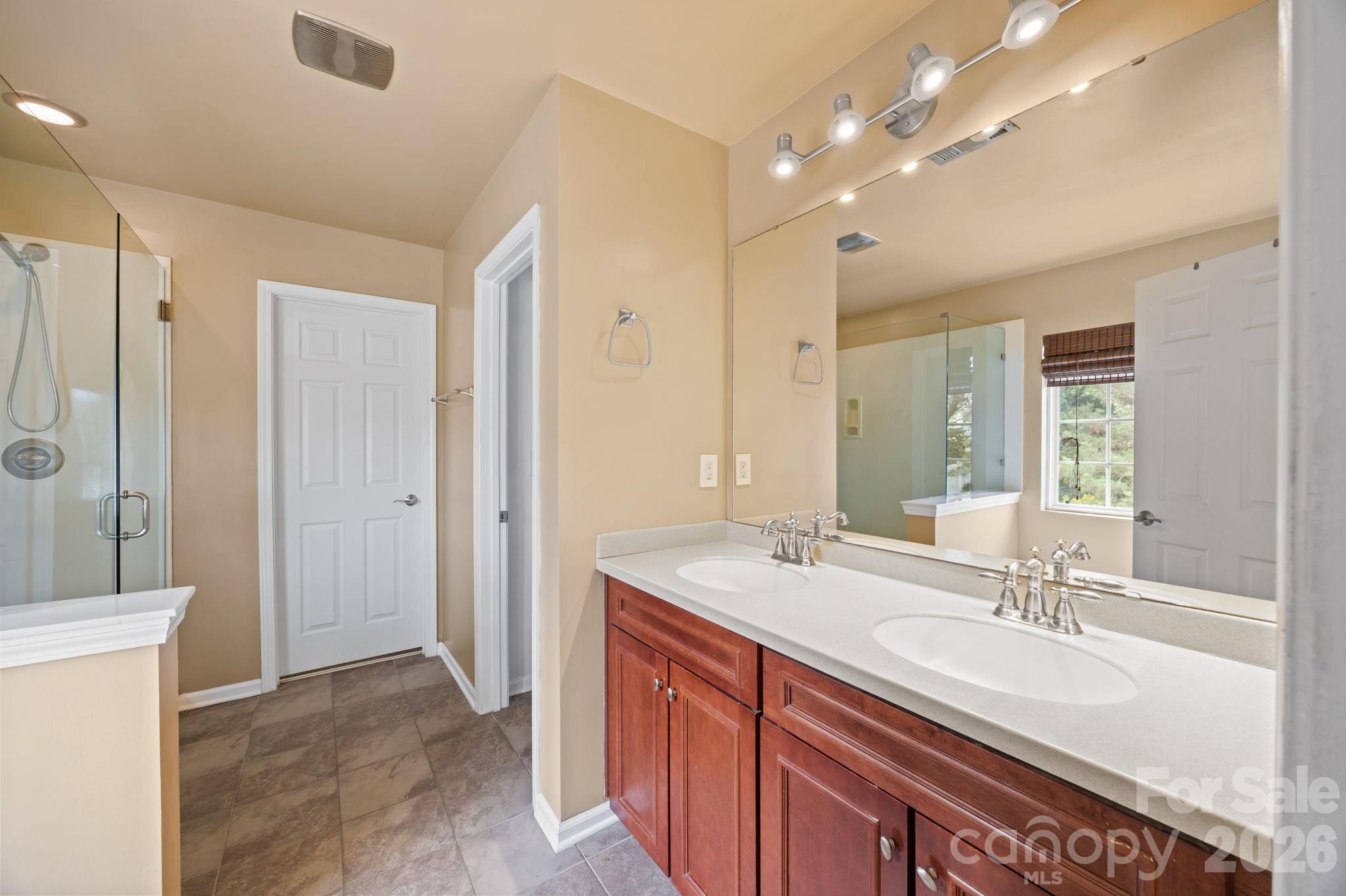 108 Sand Spur Drive — Mooresville