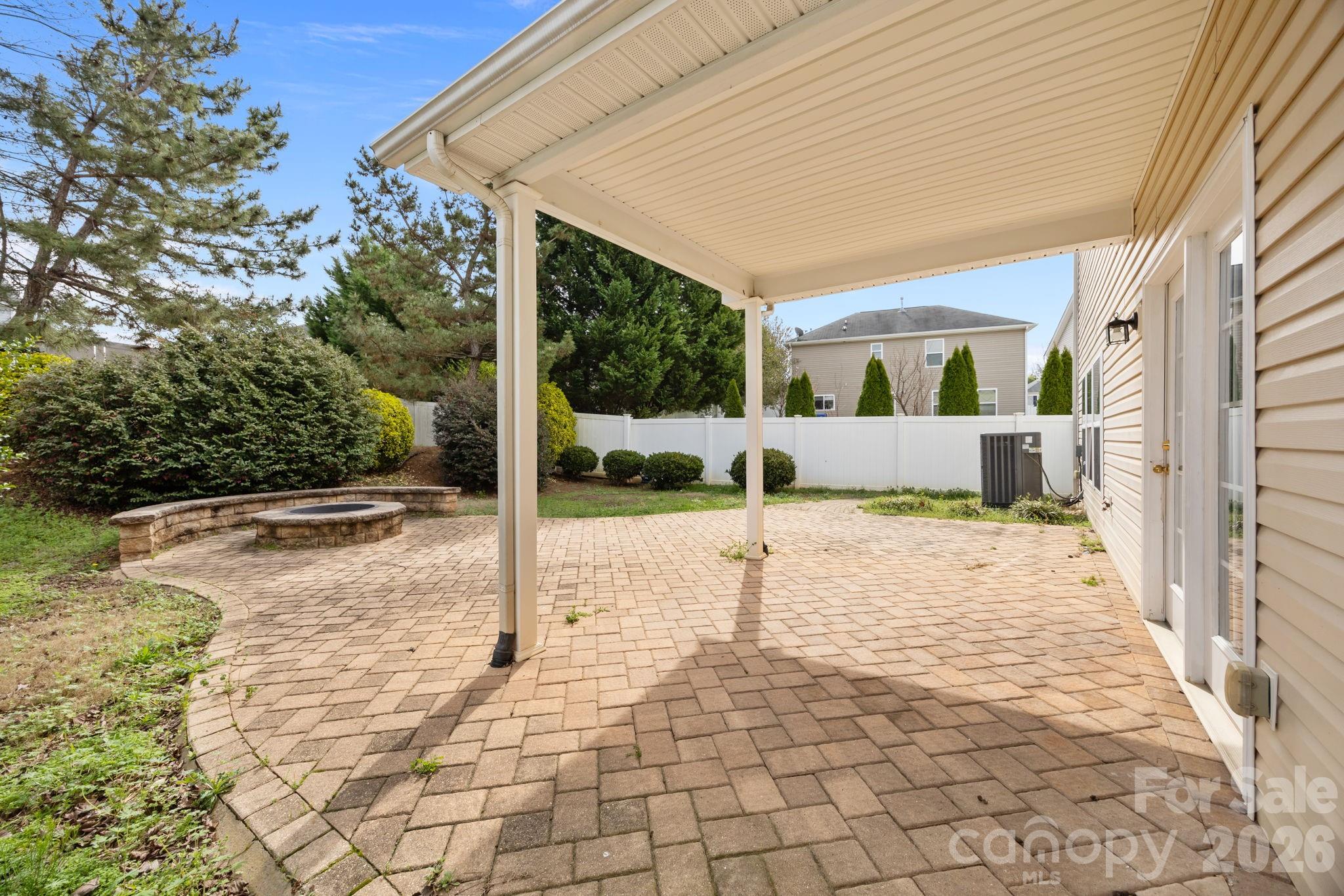 108 Sand Spur Drive — Mooresville