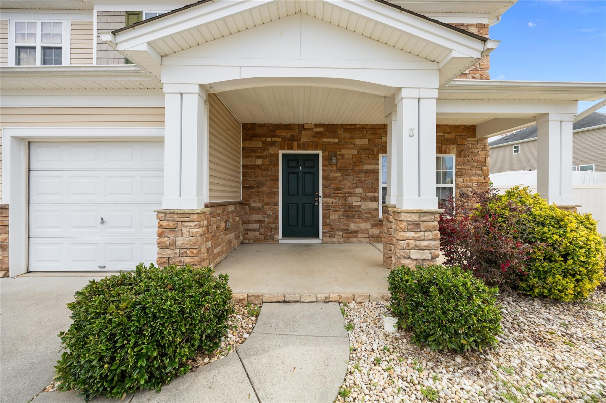 108 Sand Spur Drive — Mooresville