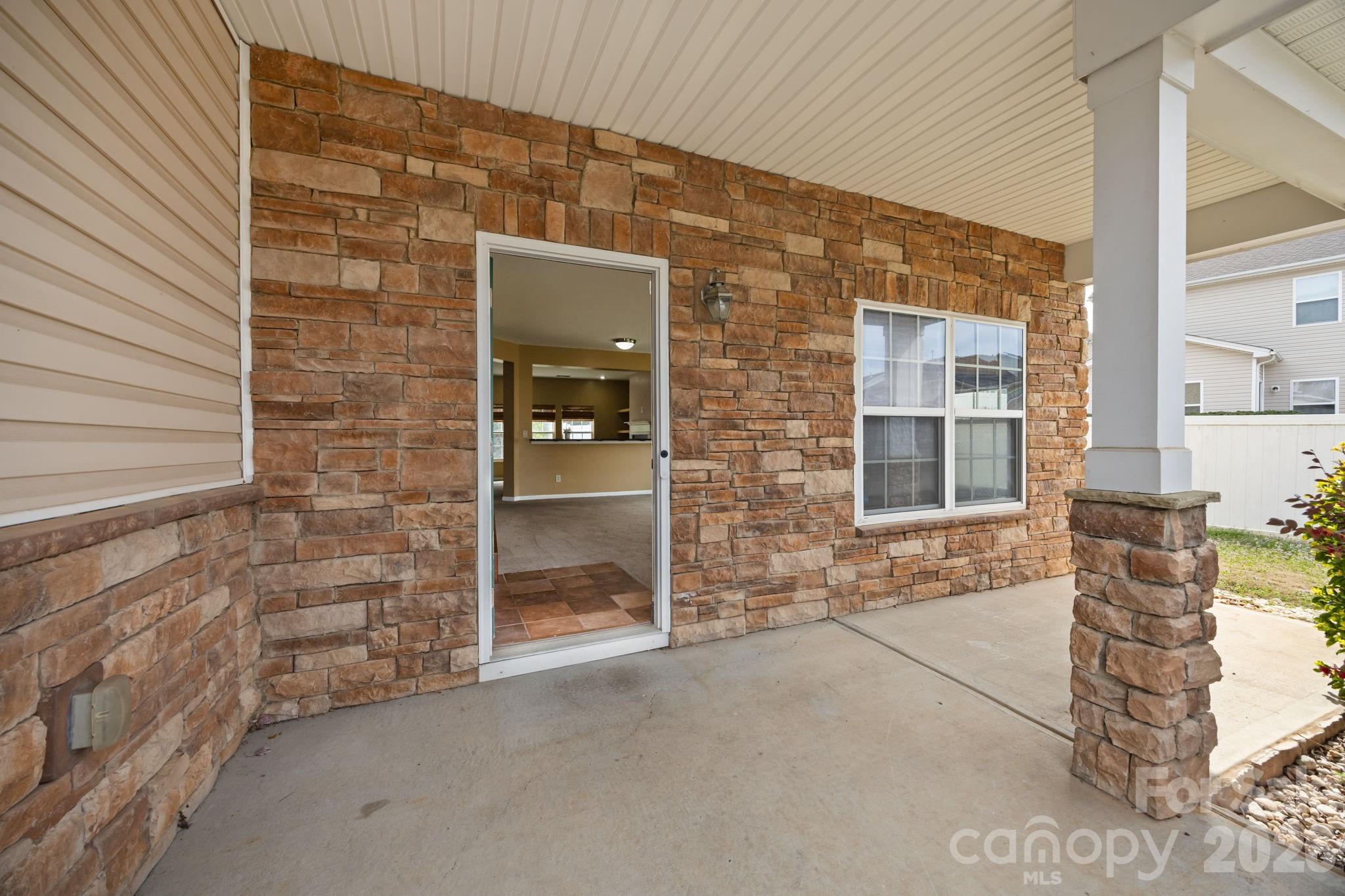 108 Sand Spur Drive — Mooresville