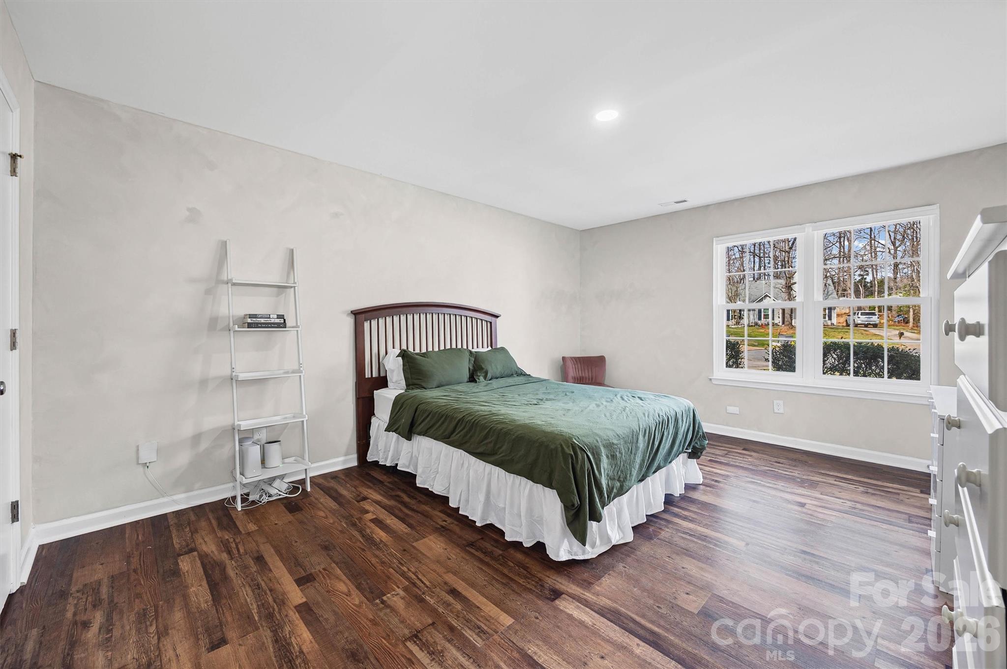 6104 Sunbridge Court — Charlotte