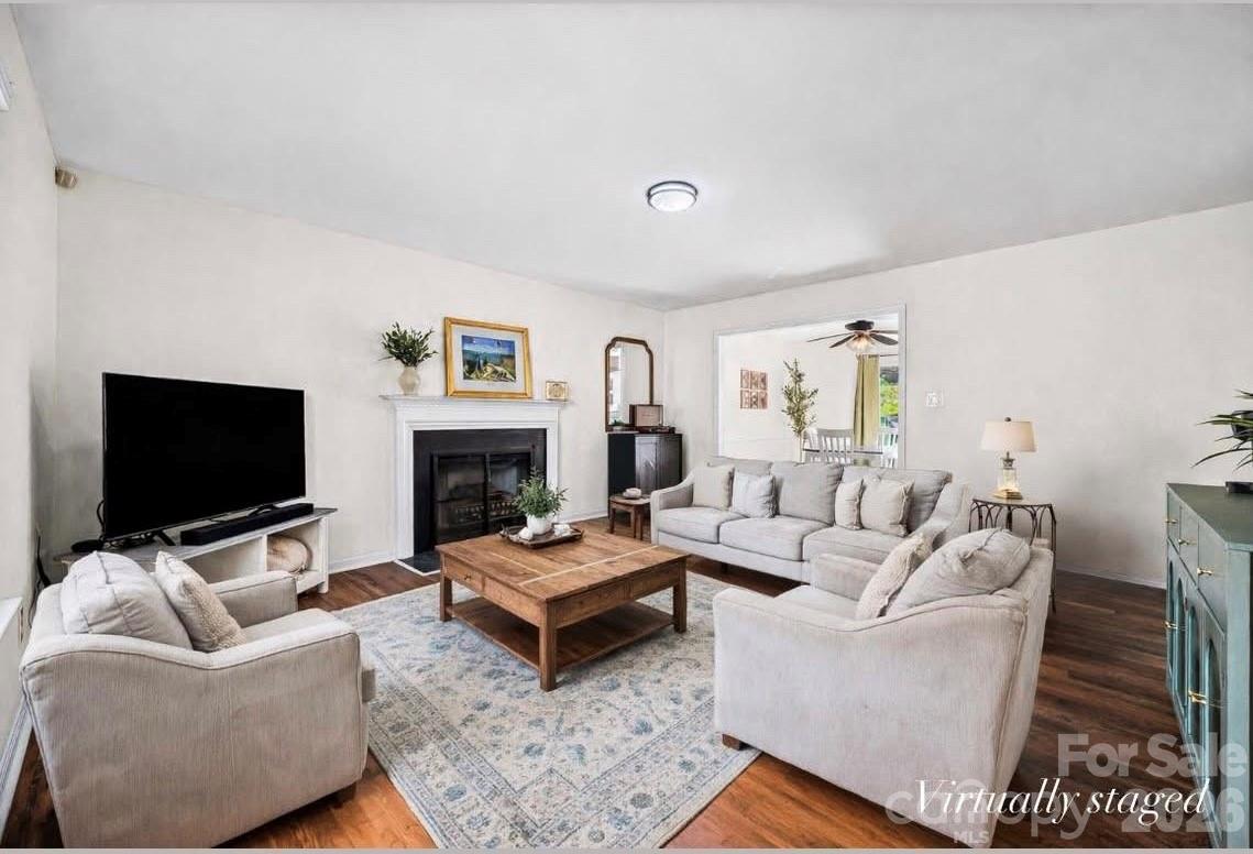 6104 Sunbridge Court — Charlotte