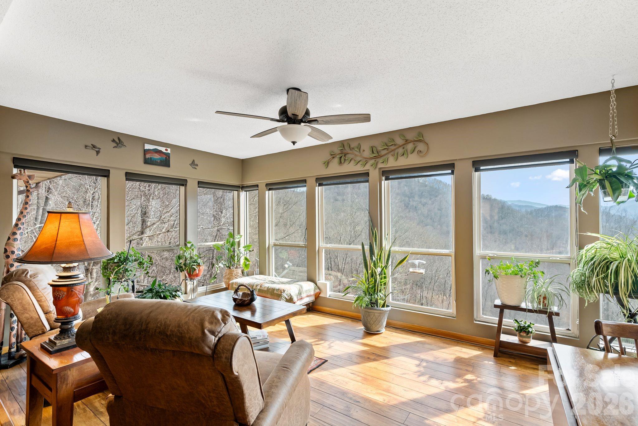 60 Little Creek Drive — Canton
