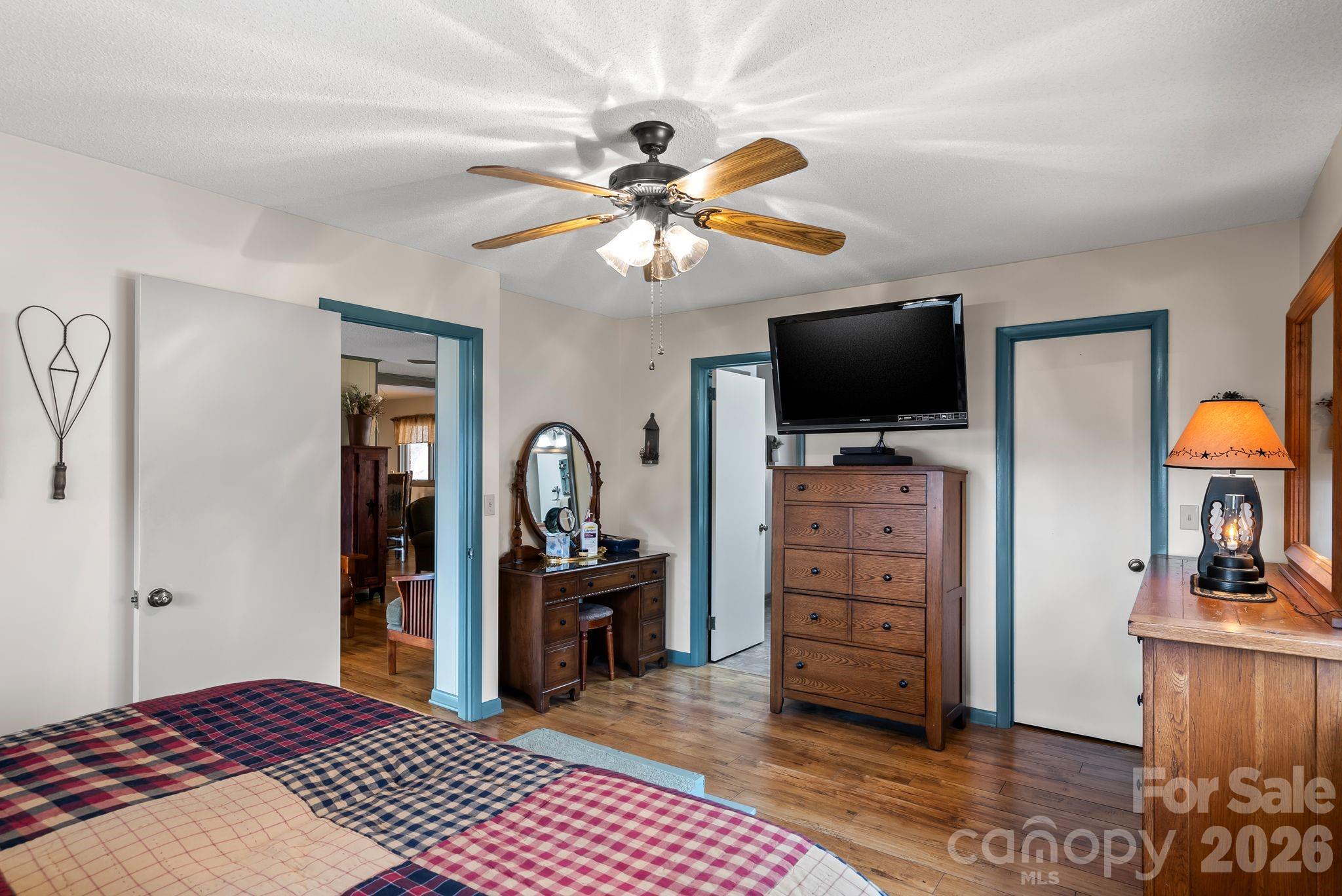 60 Little Creek Drive — Canton