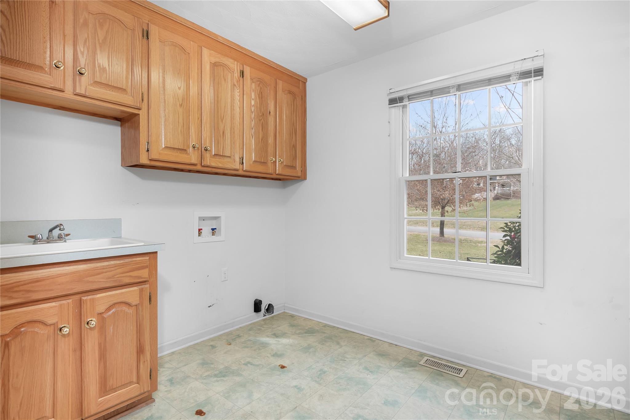 2241 Cordia Circle — Newton