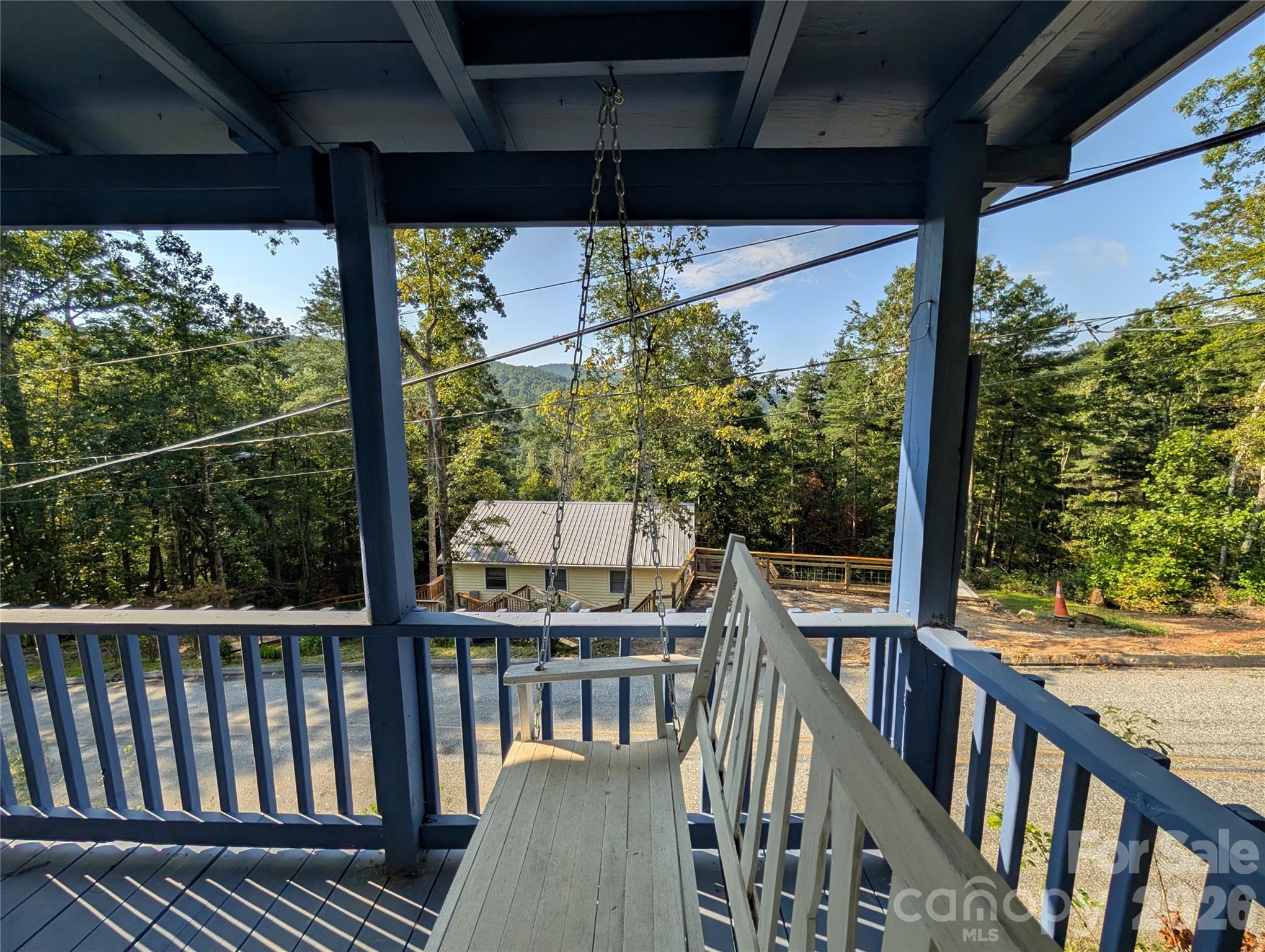 260 Oak Ridge Road — Hendersonville