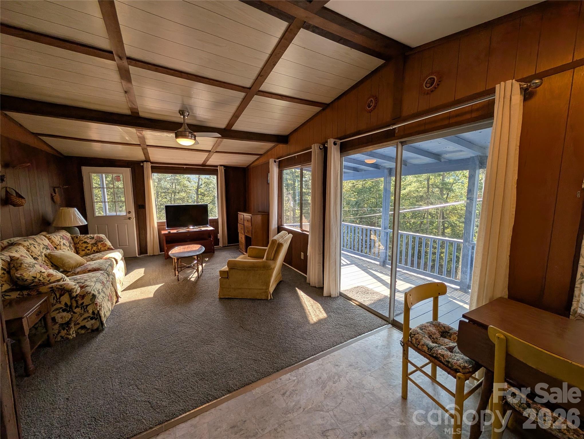 260 Oak Ridge Road — Hendersonville