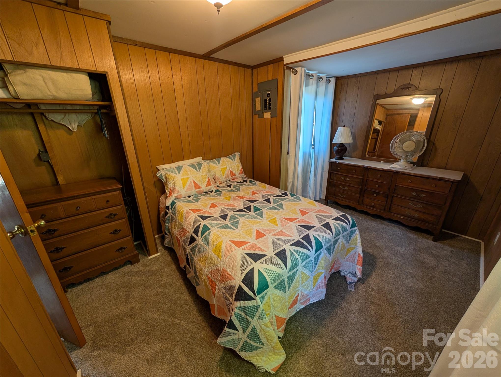 260 Oak Ridge Road — Hendersonville