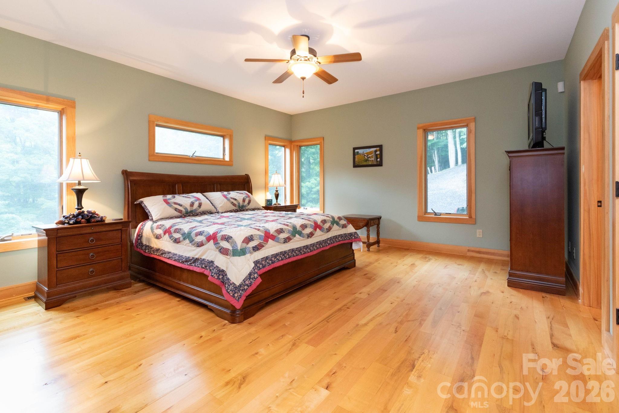 155 Mule Trail Drive — Bakersville