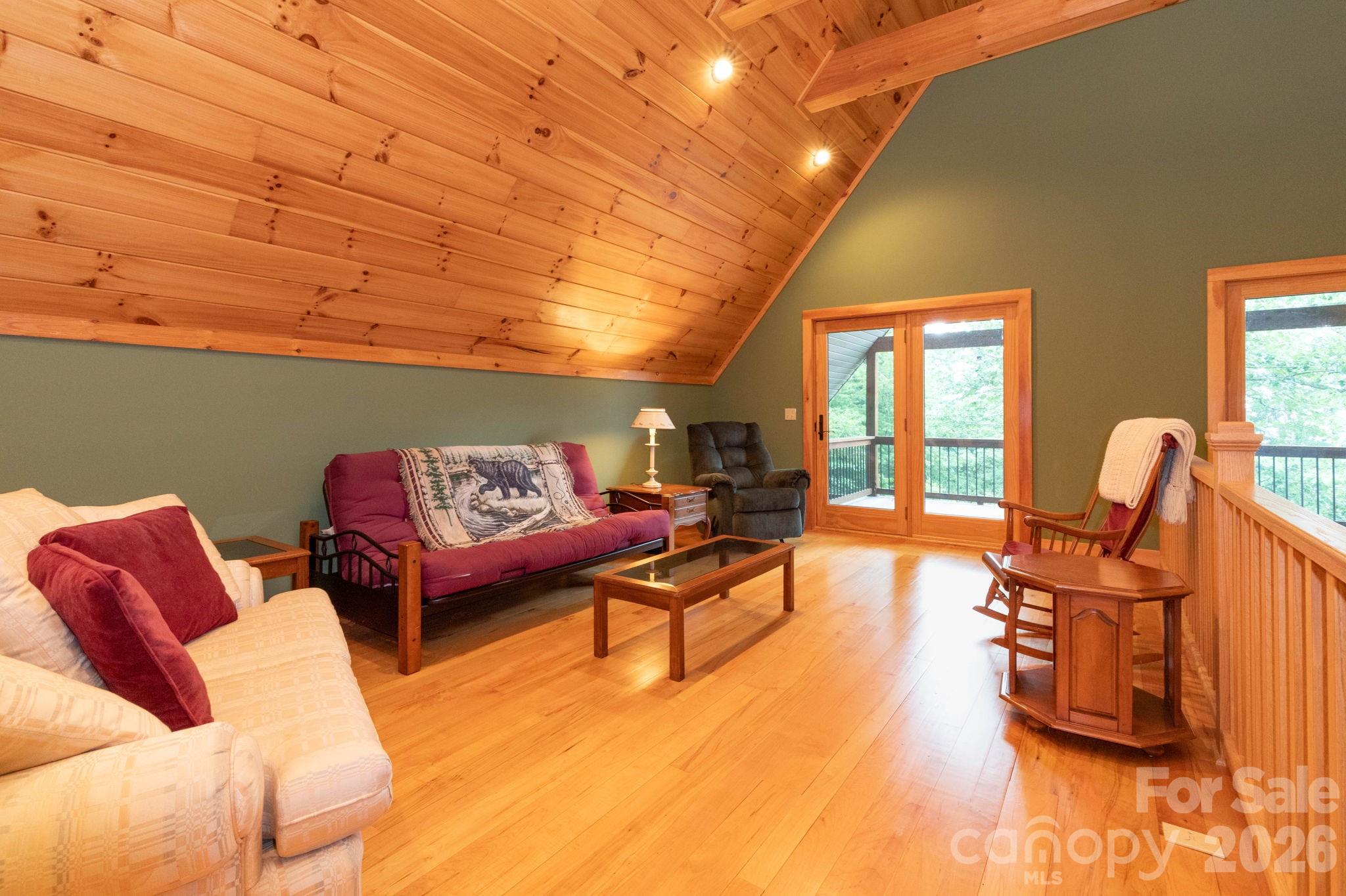 155 Mule Trail Drive — Bakersville