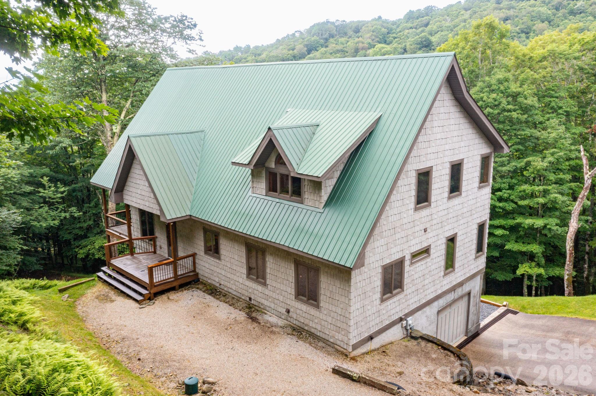 155 Mule Trail Drive — Bakersville