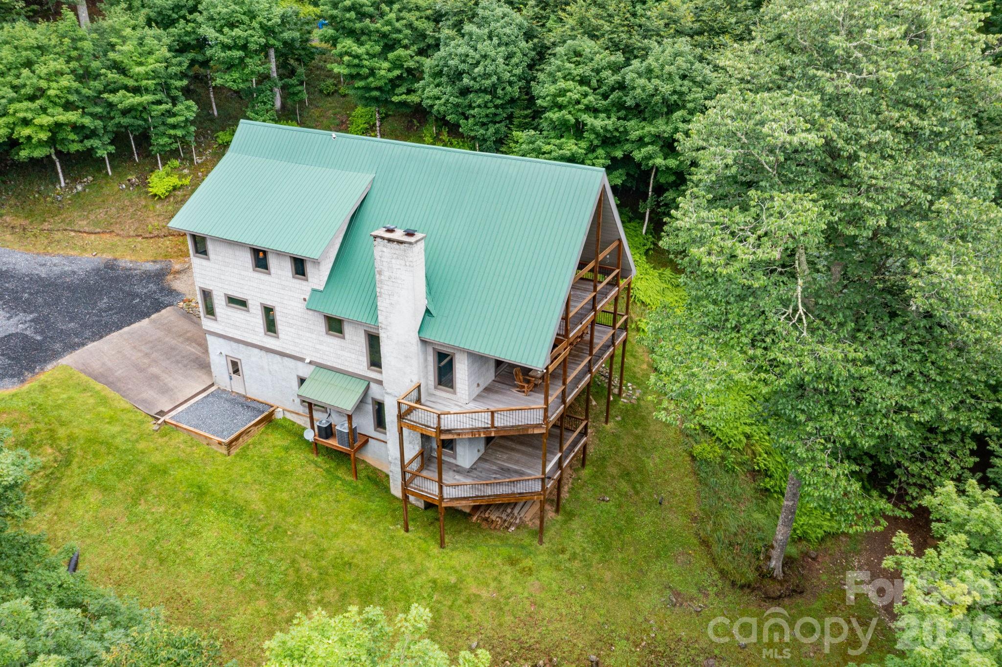 155 Mule Trail Drive — Bakersville