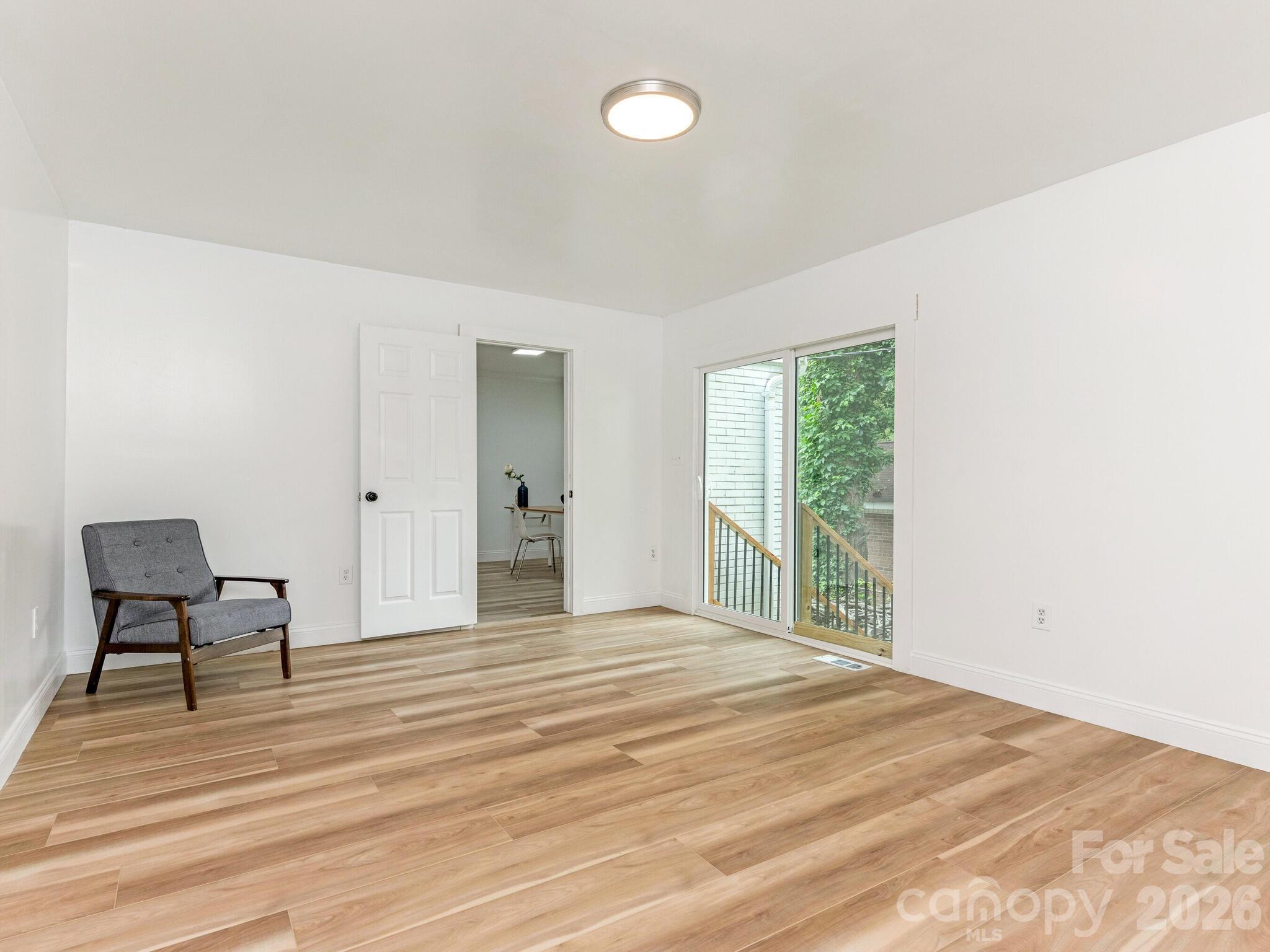 1831 Erie Street — Charlotte