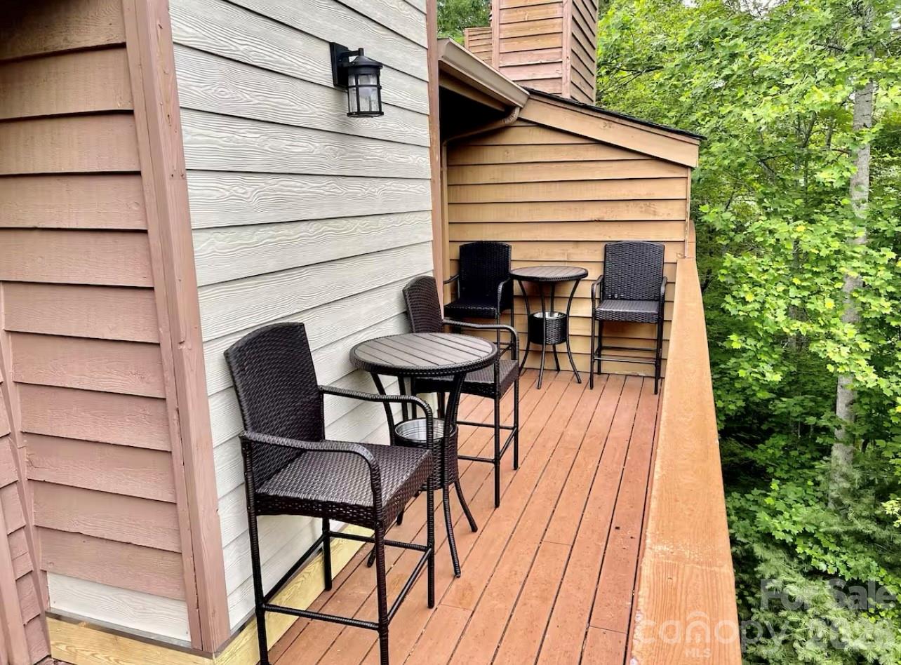 155 Quail Cove Boulevard — Lake Lure