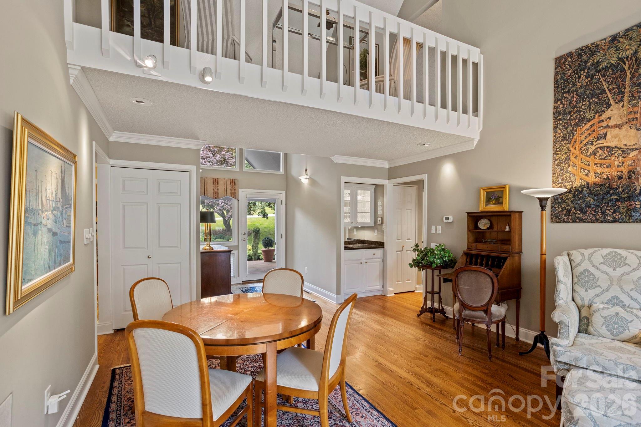 104 Overlook Drive — Flat Rock