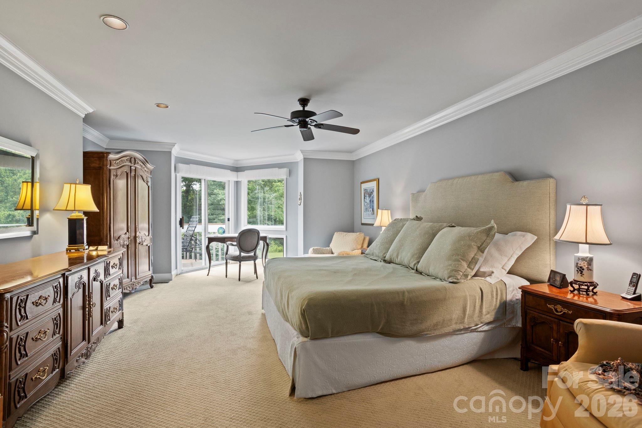 104 Overlook Drive — Flat Rock