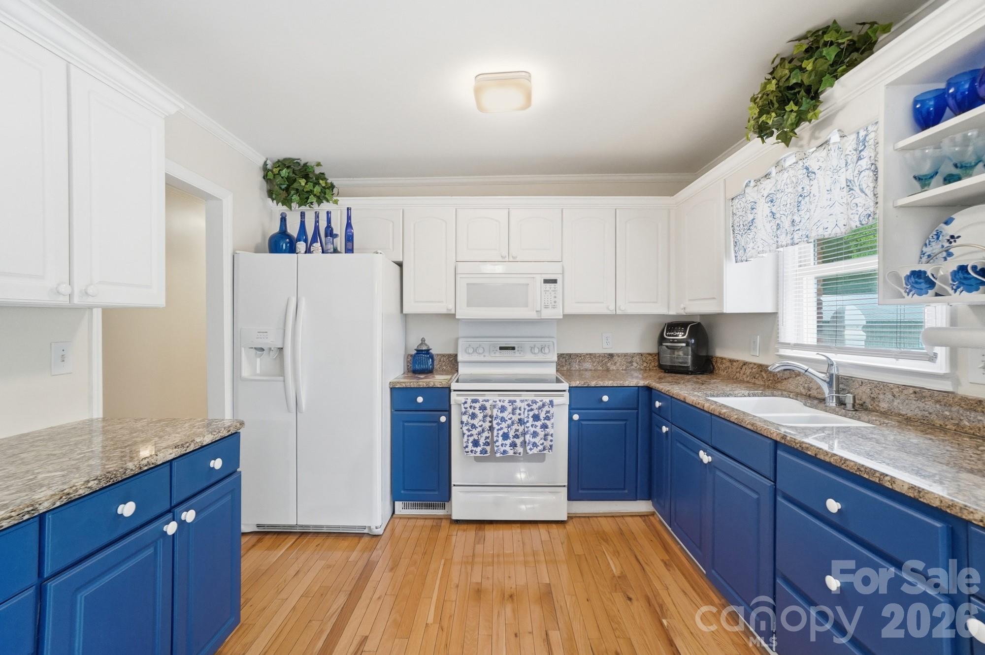 324 Autumn Drive — Harrisburg