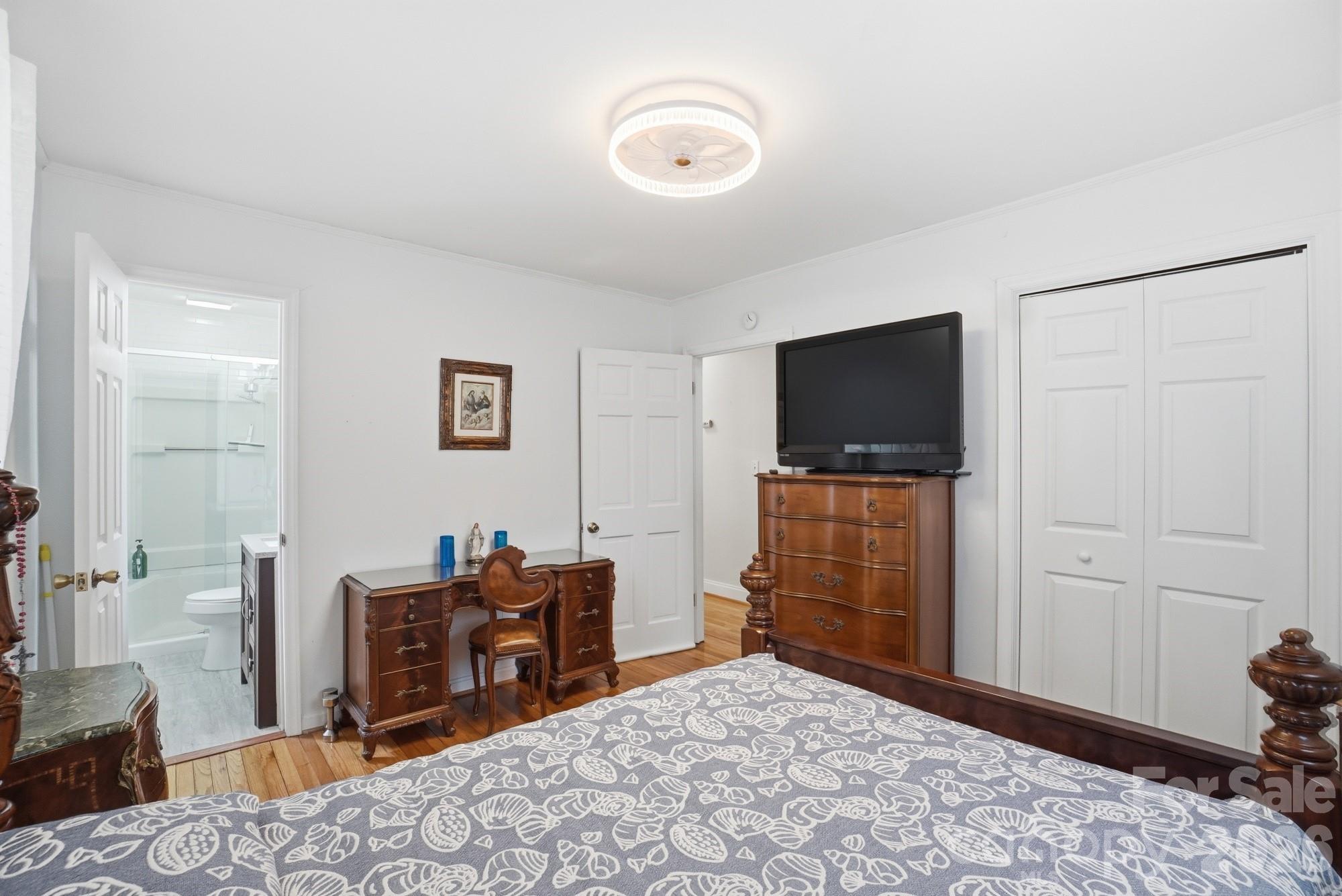324 Autumn Drive — Harrisburg