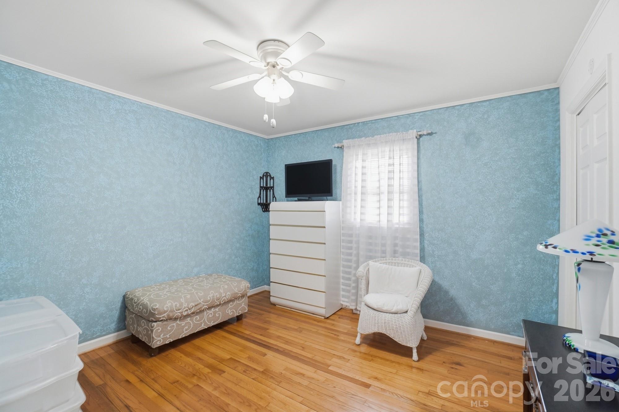 324 Autumn Drive — Harrisburg
