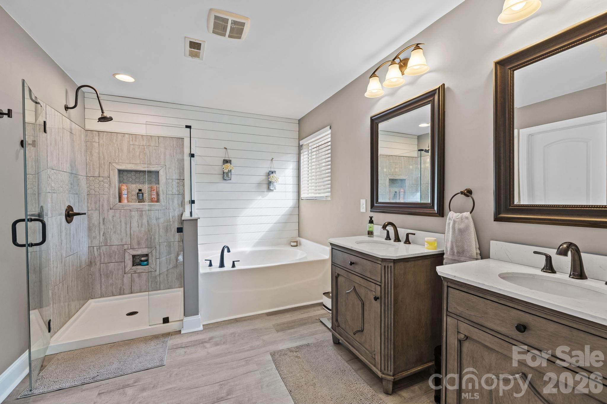 1931 Madeira Circle — Waxhaw