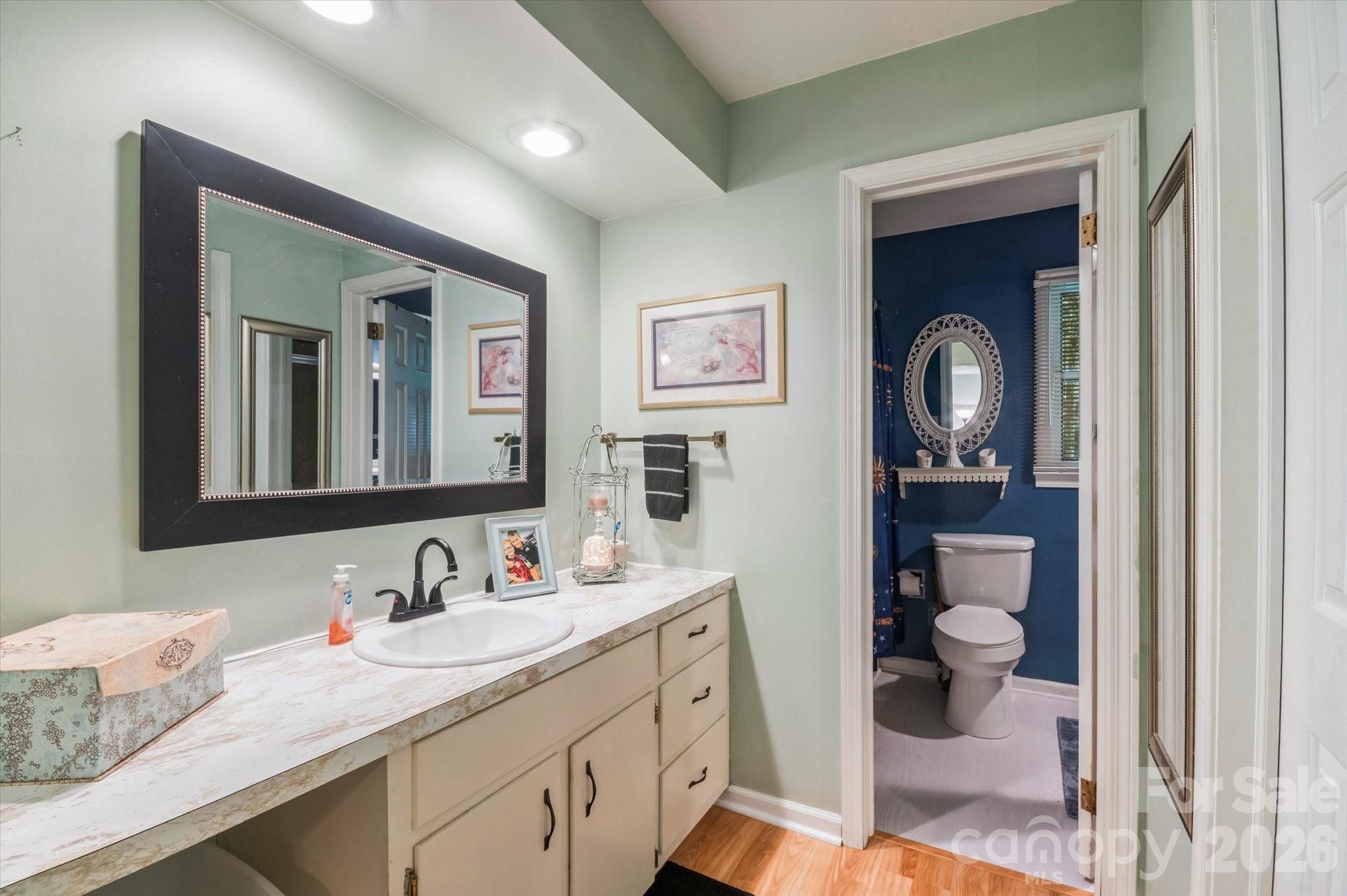106 E Laurel Lane — Etowah