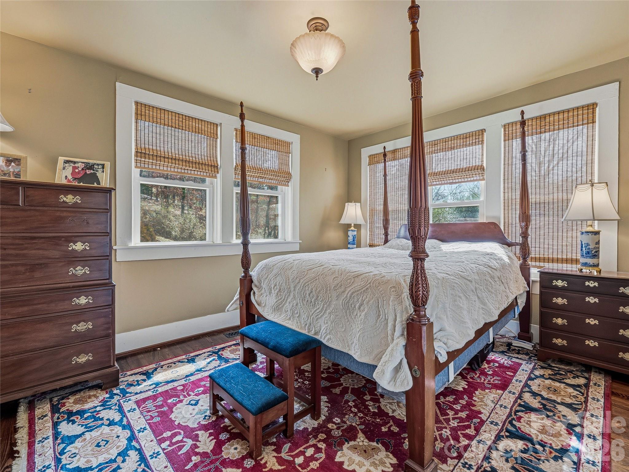 3 Perrion Avenue — Weaverville