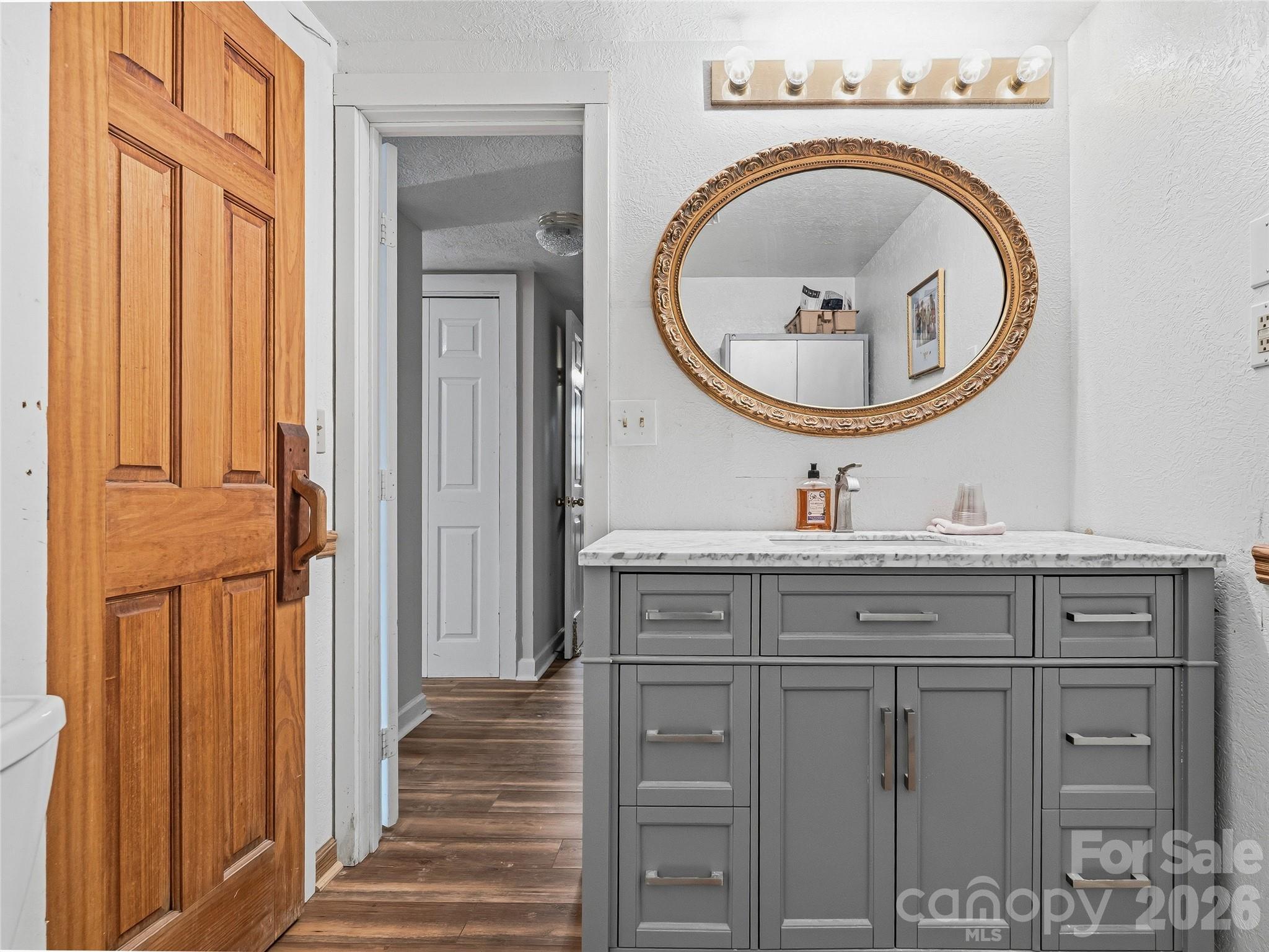 3 Perrion Avenue — Weaverville