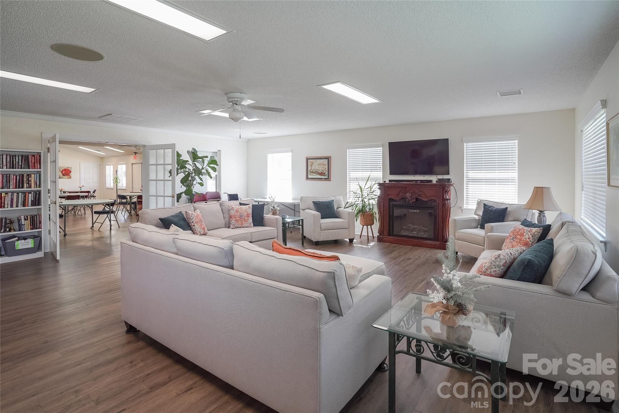 3846 Azalea Trail — Denver