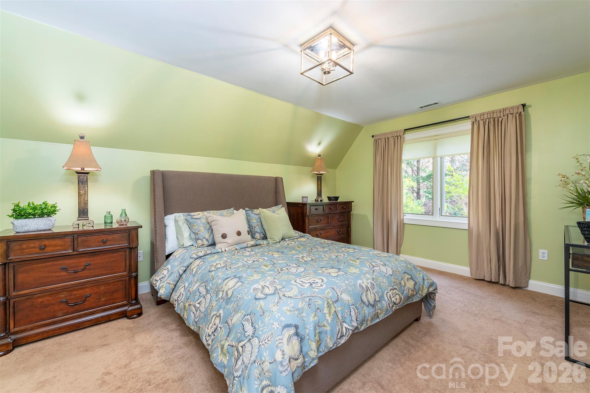 11 Hearthstone Drive — Asheville