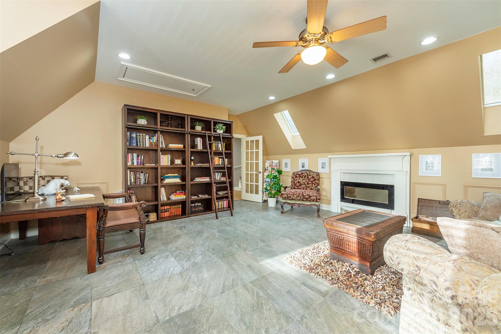 11 Hearthstone Drive — Asheville