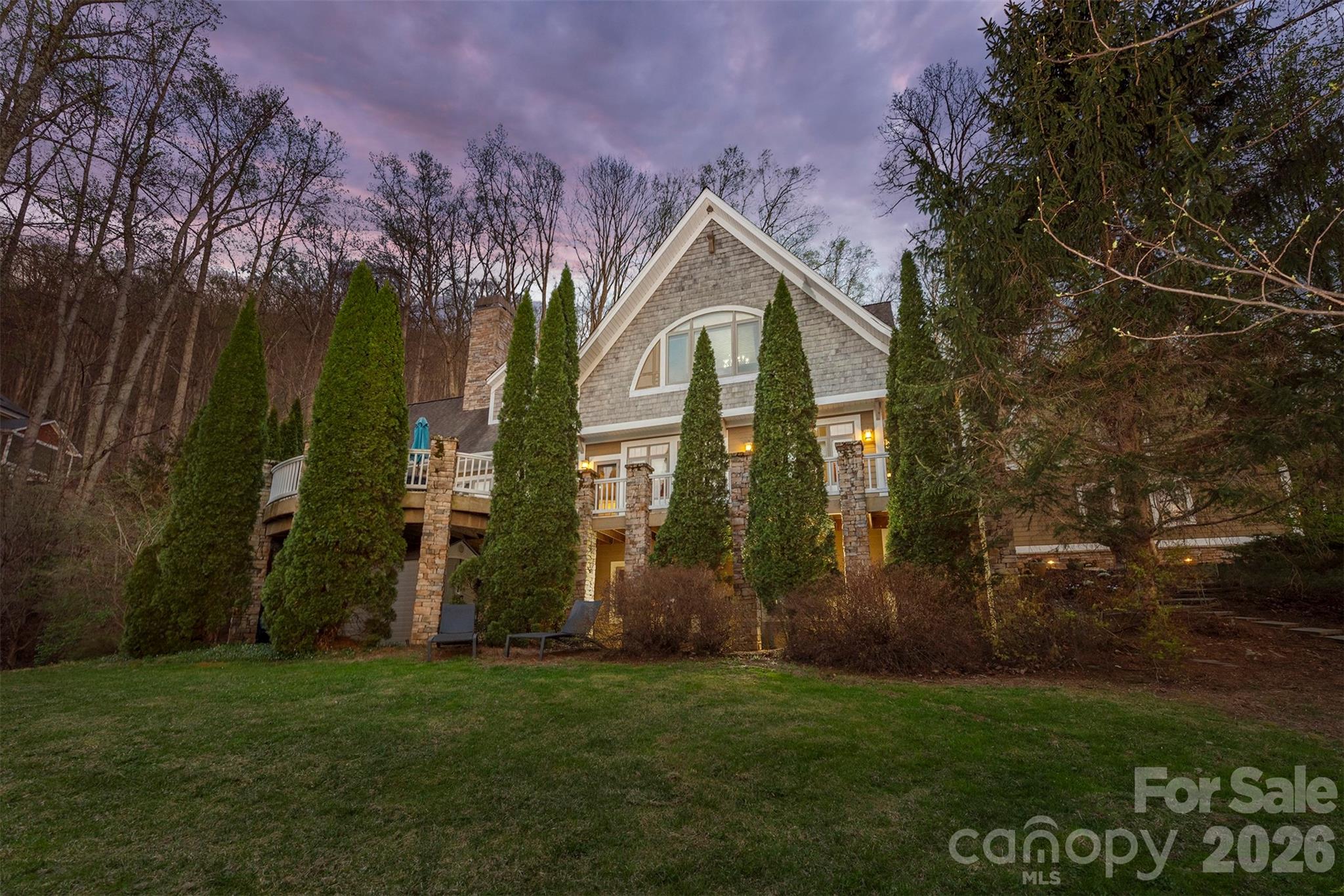 11 Hearthstone Drive — Asheville