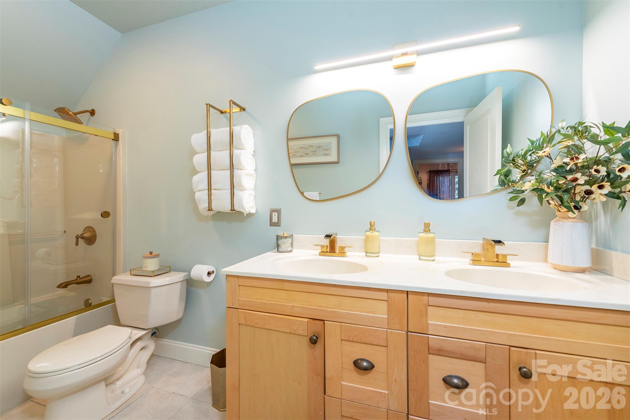 11 Hearthstone Drive — Asheville