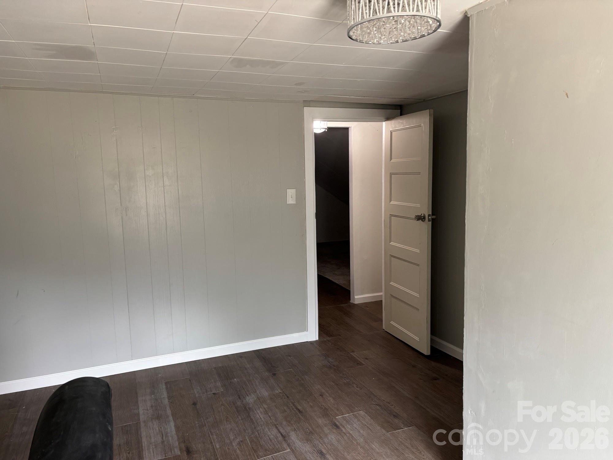 262 Blackberry Lane — Bakersville