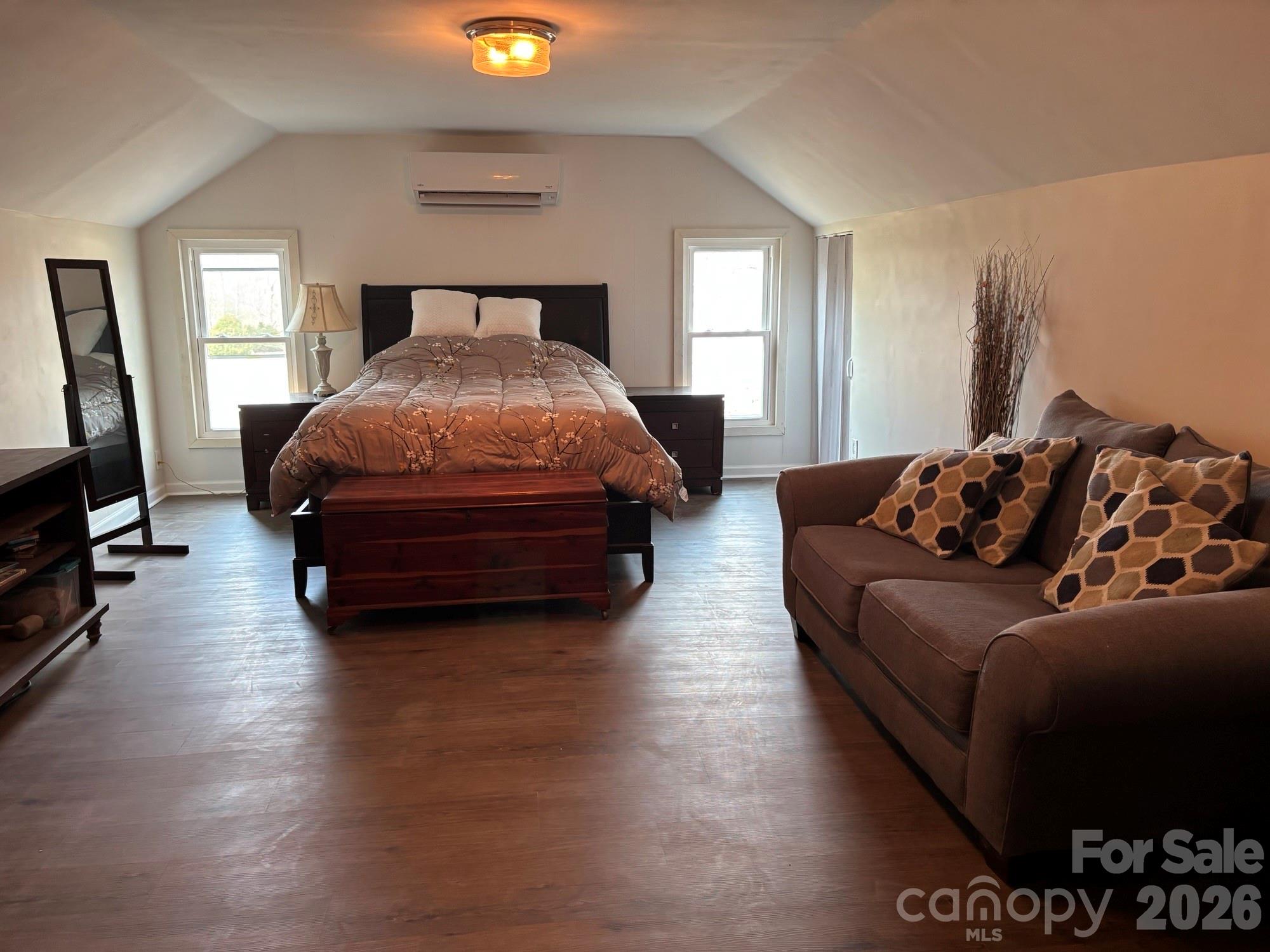 262 Blackberry Lane — Bakersville