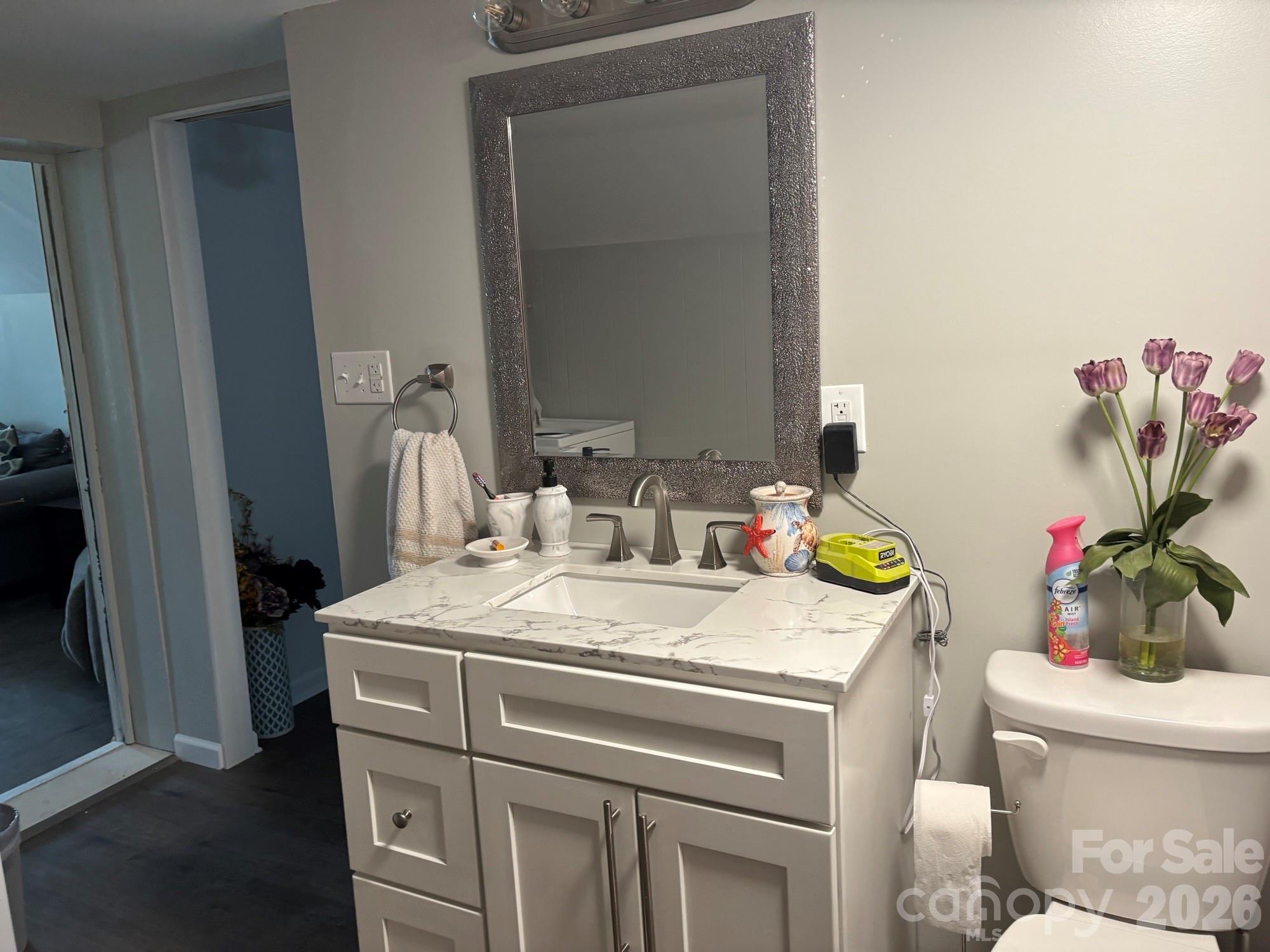 262 Blackberry Lane — Bakersville