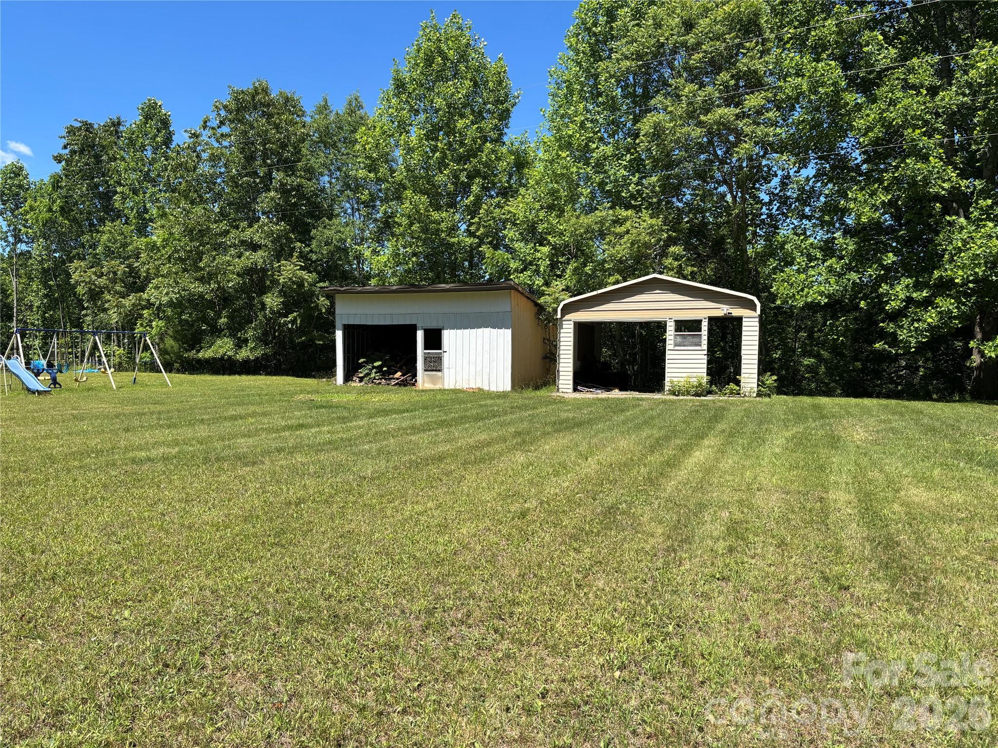 262 Blackberry Lane — Bakersville