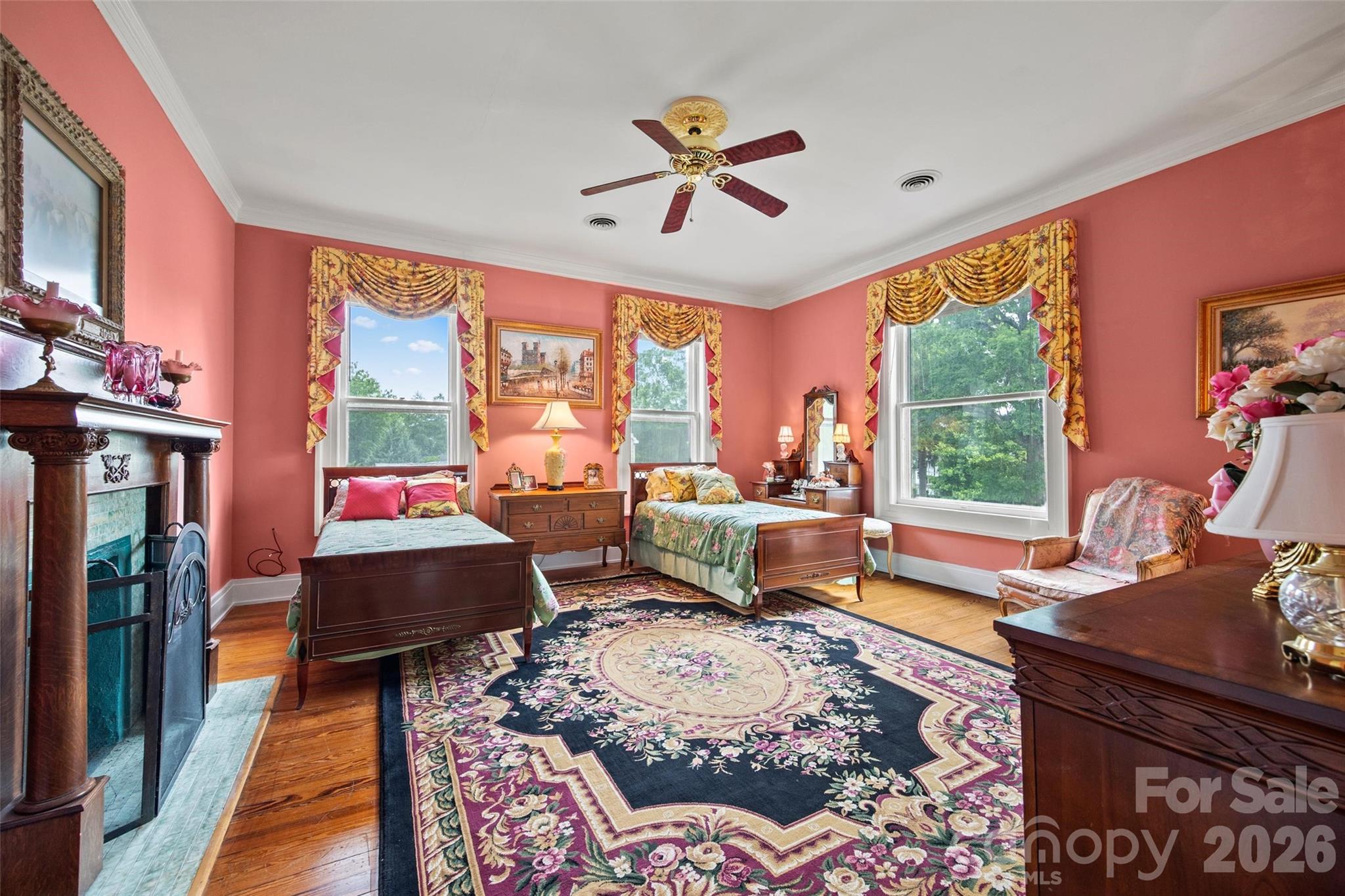 530 E Rutledge Avenue — Gaffney
