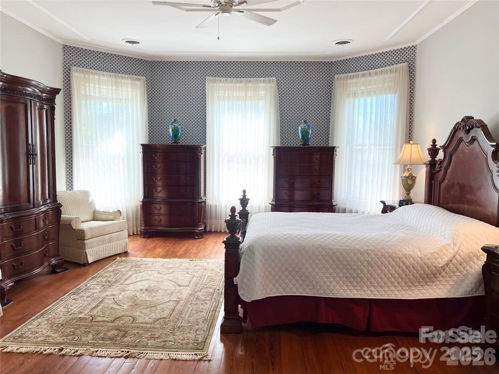 530 E Rutledge Avenue — Gaffney