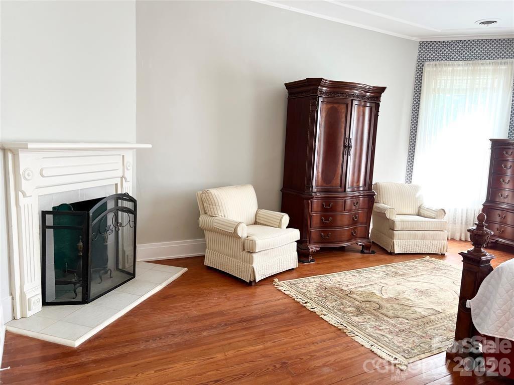 530 E Rutledge Avenue — Gaffney
