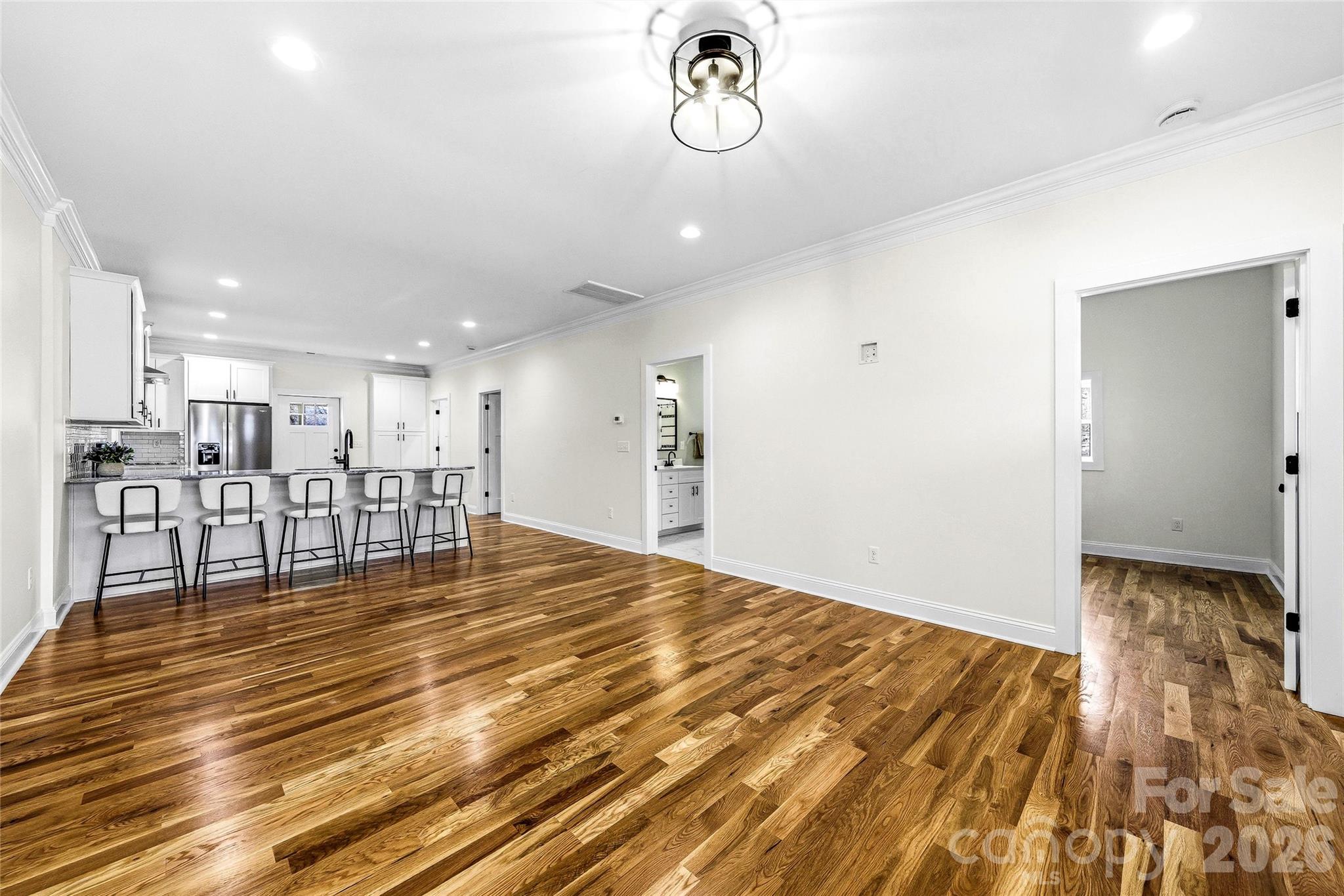 807 N Whitted Street — Hendersonville