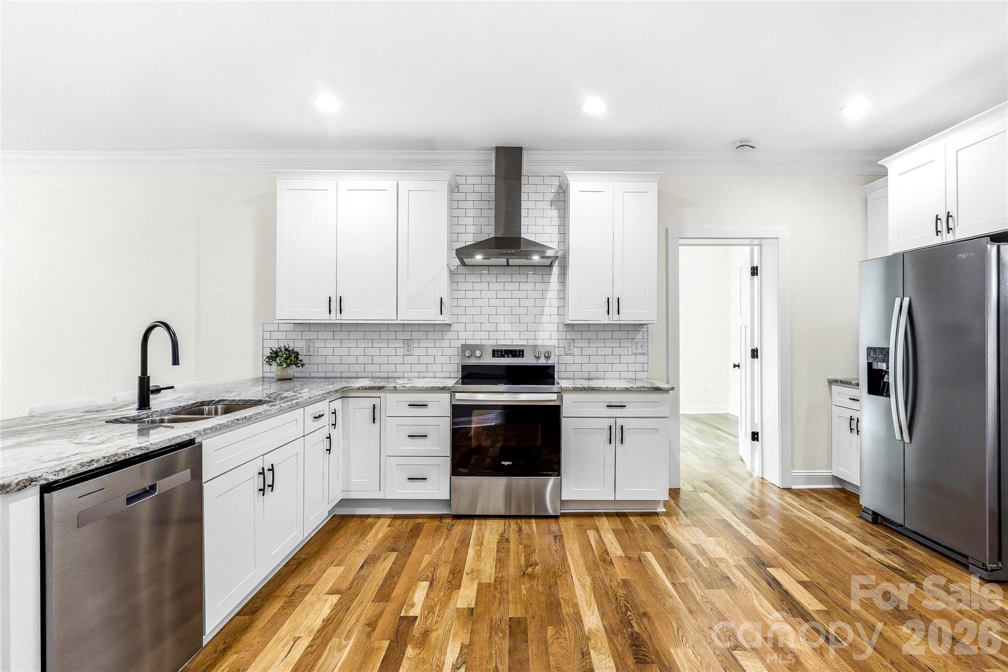 807 N Whitted Street — Hendersonville
