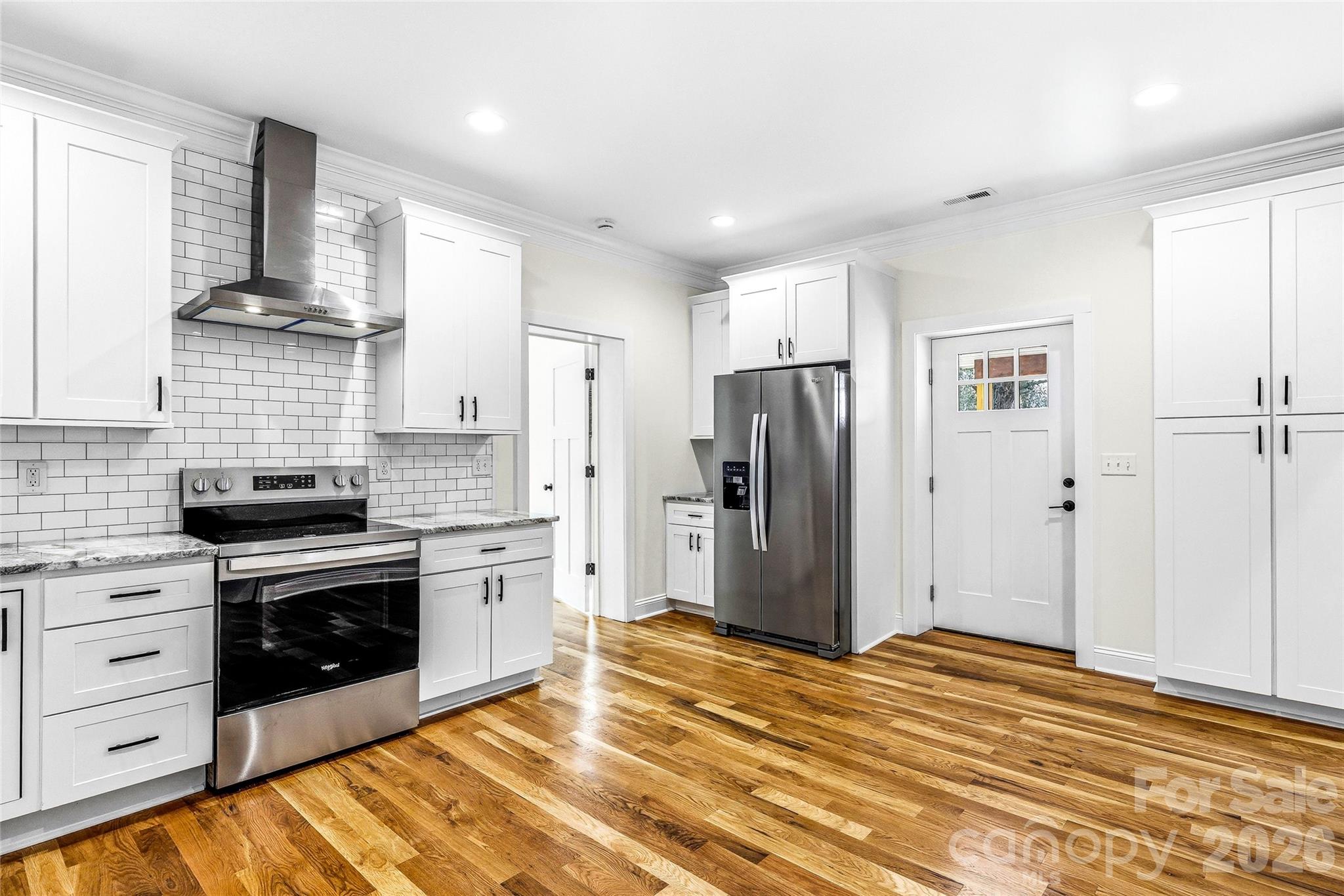 807 N Whitted Street — Hendersonville