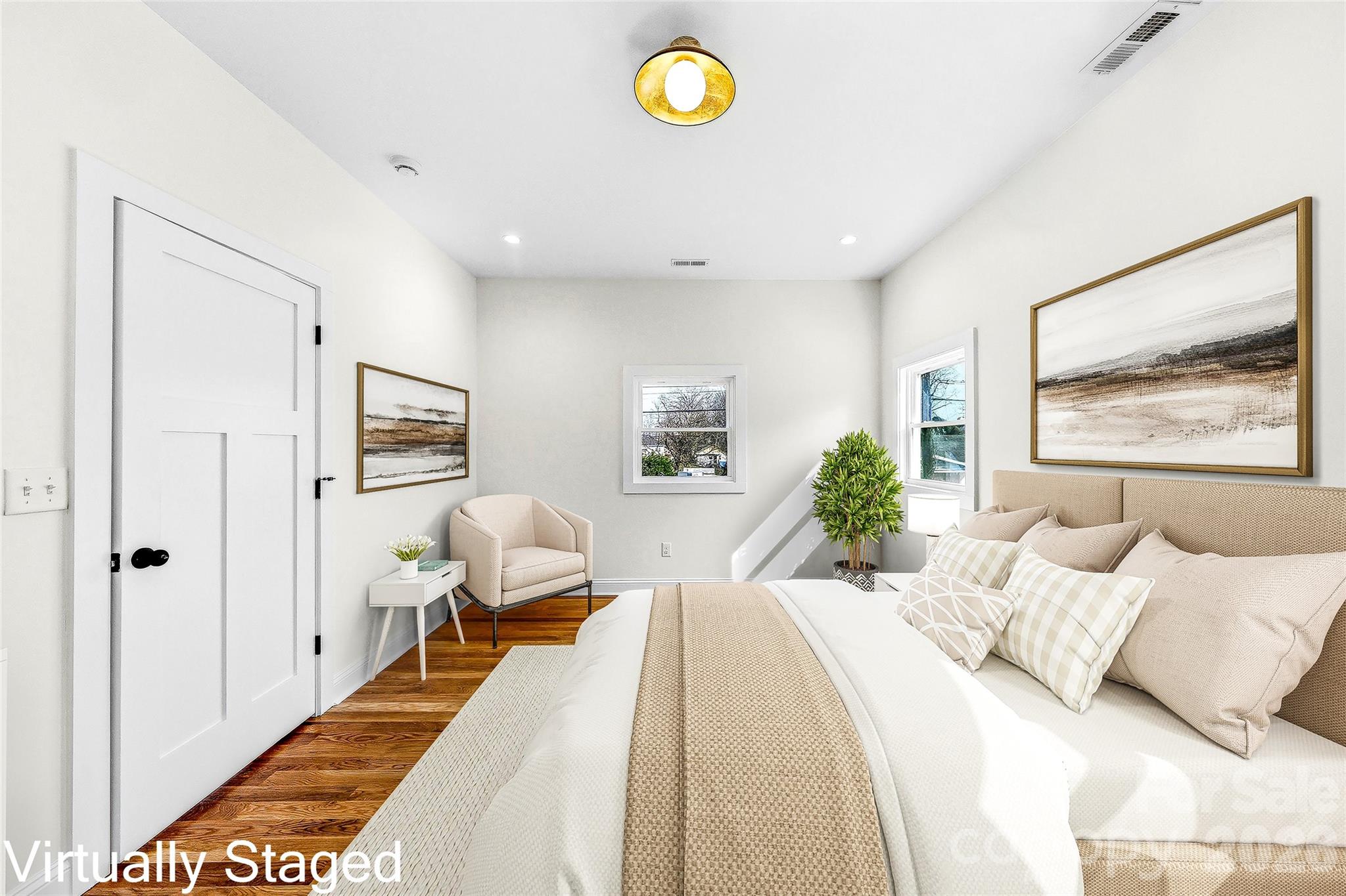 807 N Whitted Street — Hendersonville