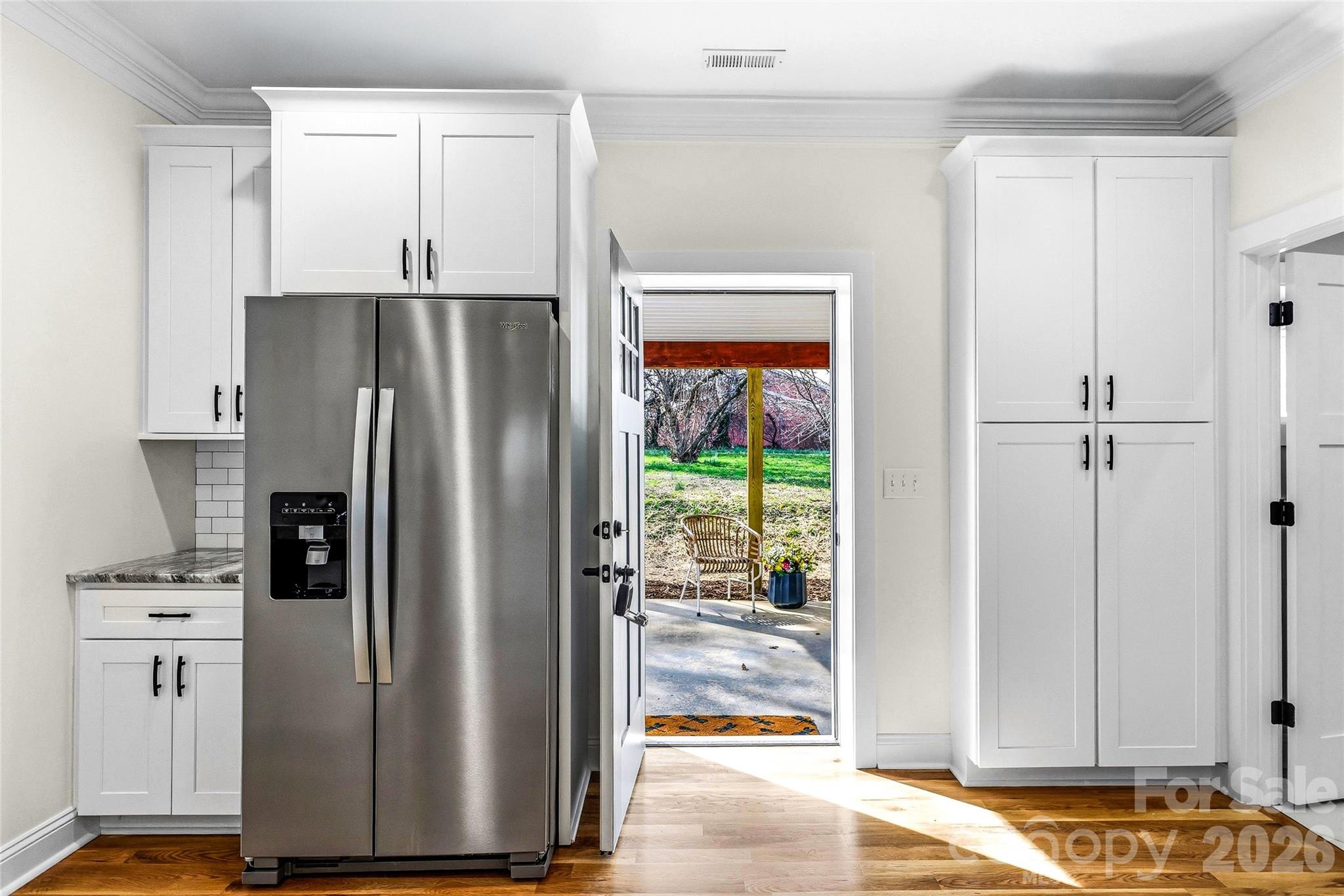 807 N Whitted Street — Hendersonville
