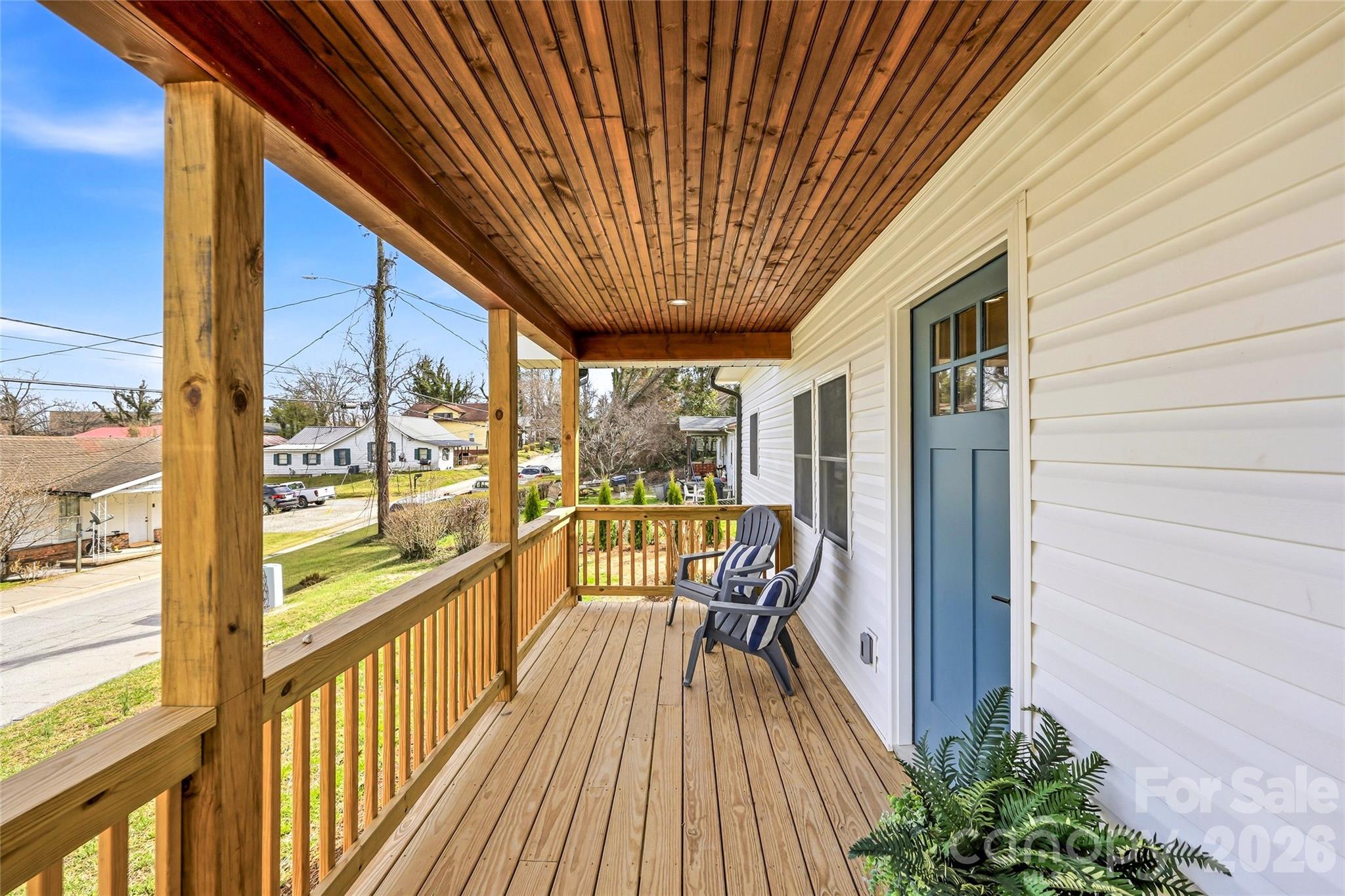 807 N Whitted Street — Hendersonville