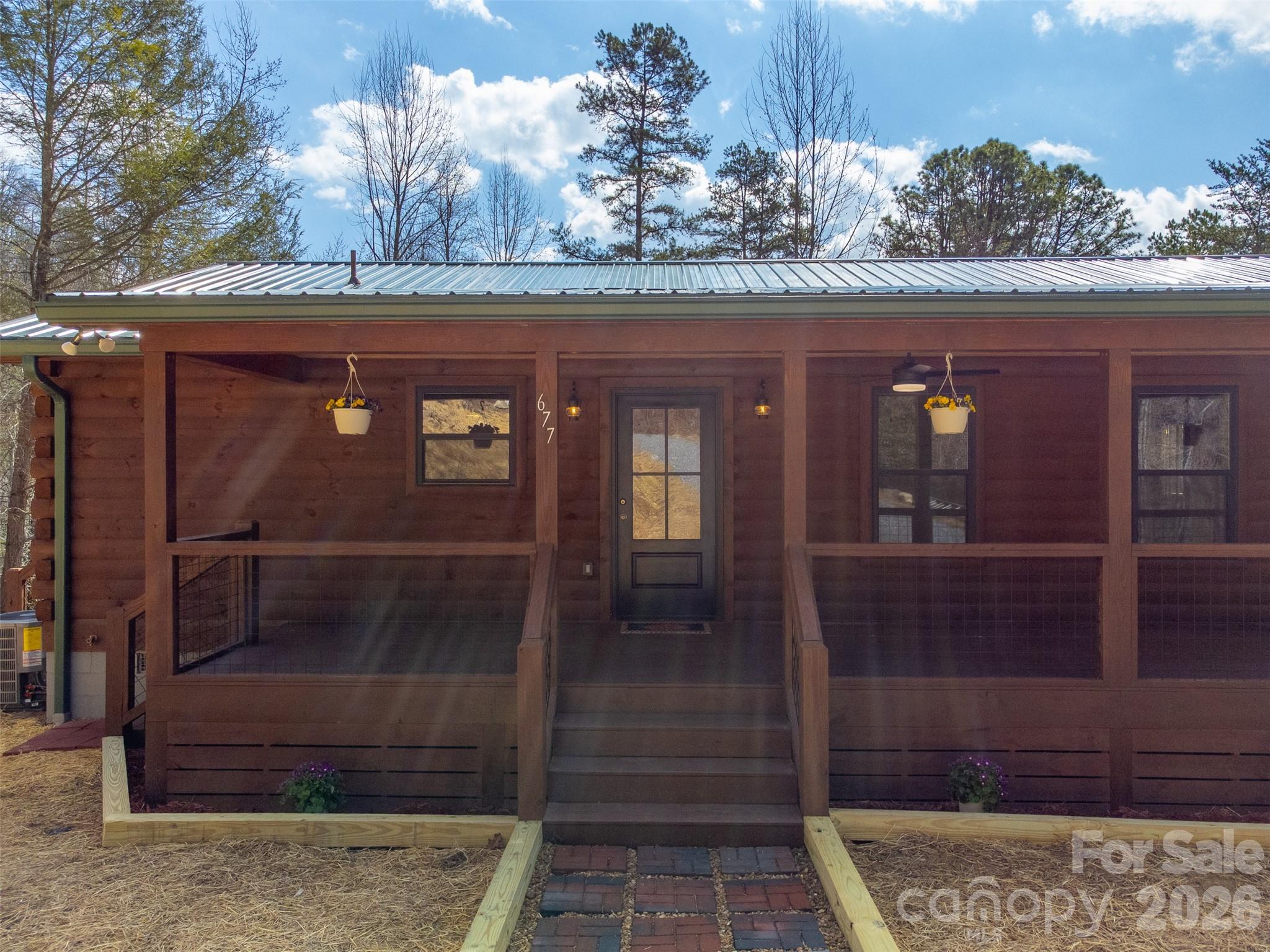 677 Ridgetop Circle — Whittier