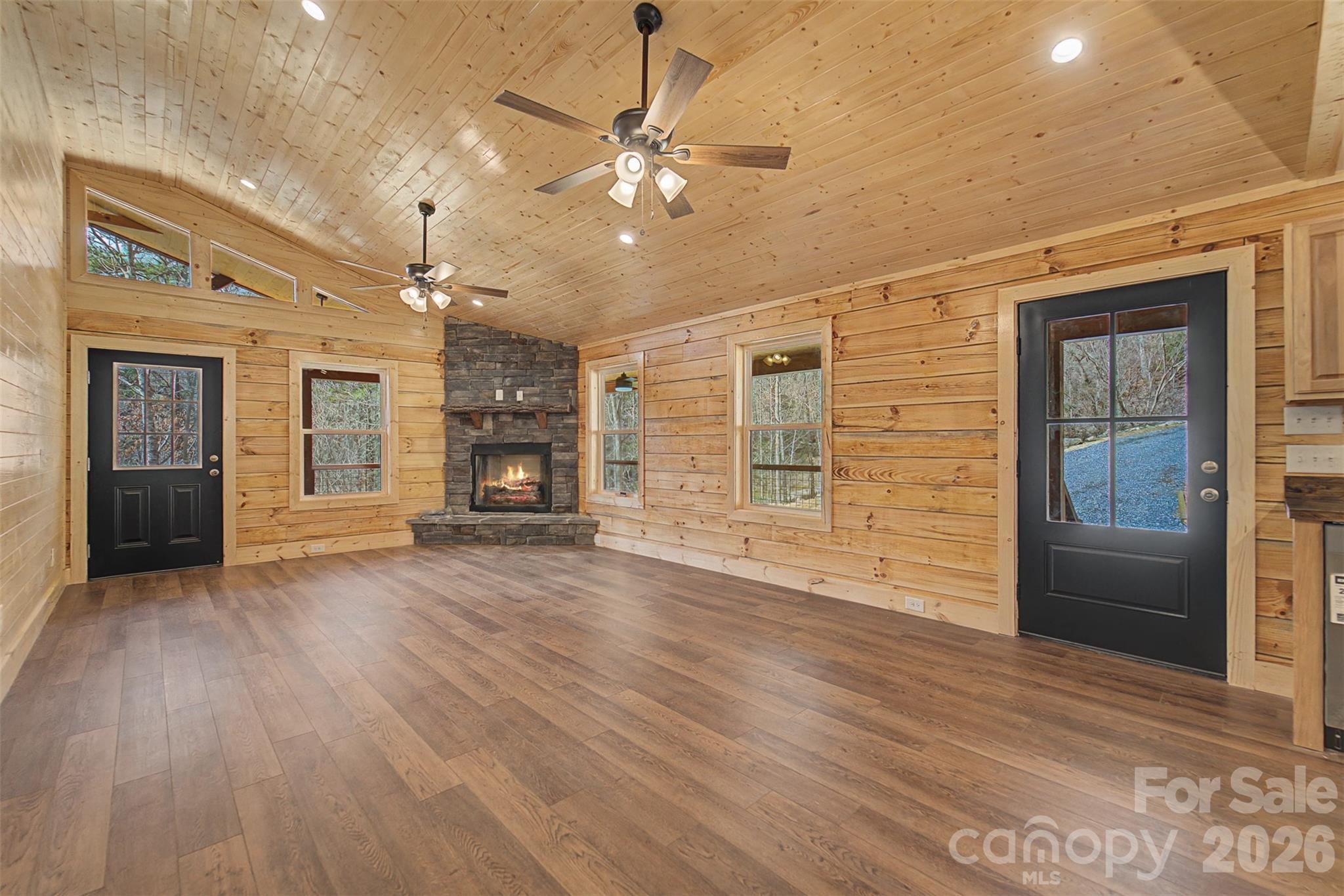 677 Ridgetop Circle — Whittier